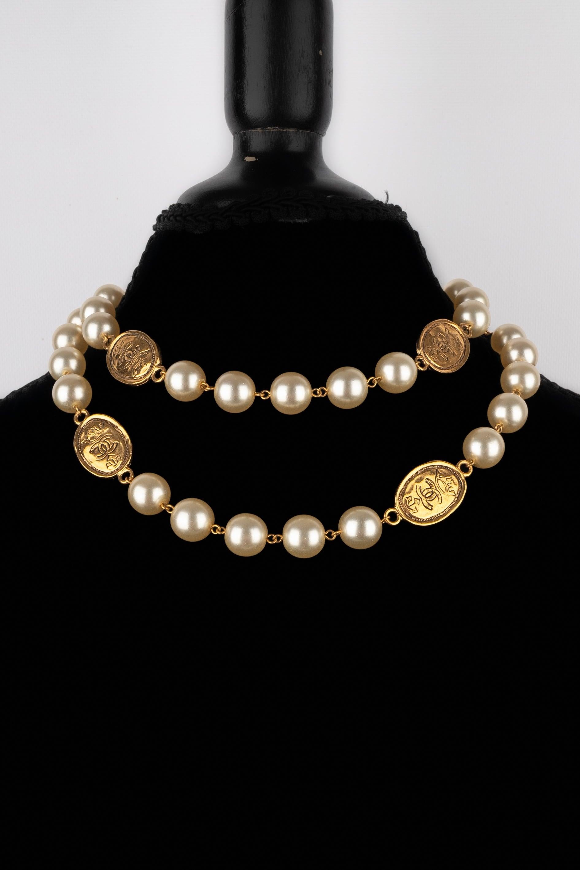 Women's Chanel Necklace  with Costume Pearls, 1990s