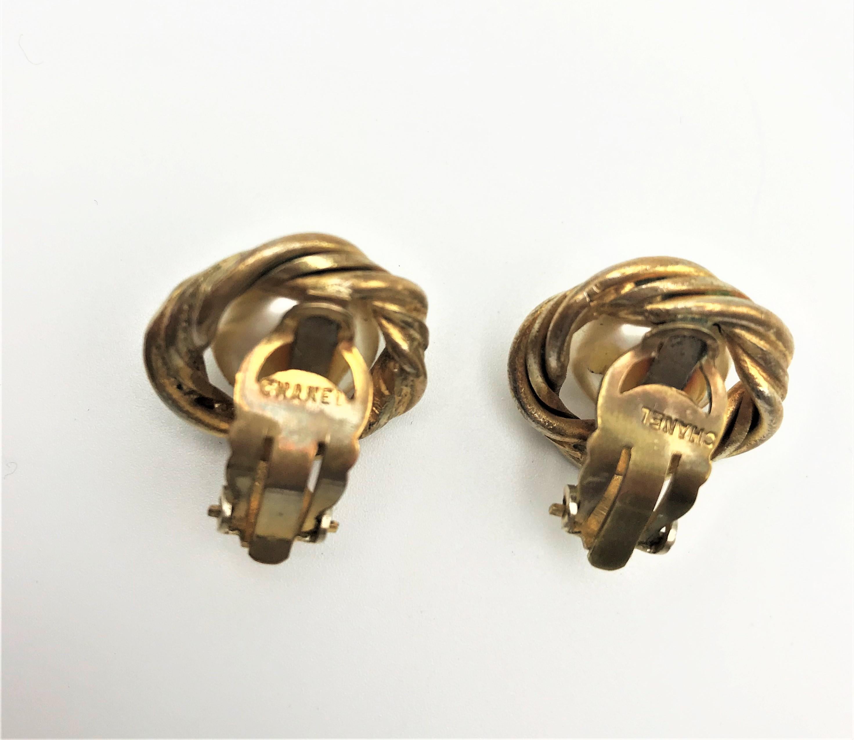 Chanel necklace with ear clips signed with 3 stars *** from 1960 3