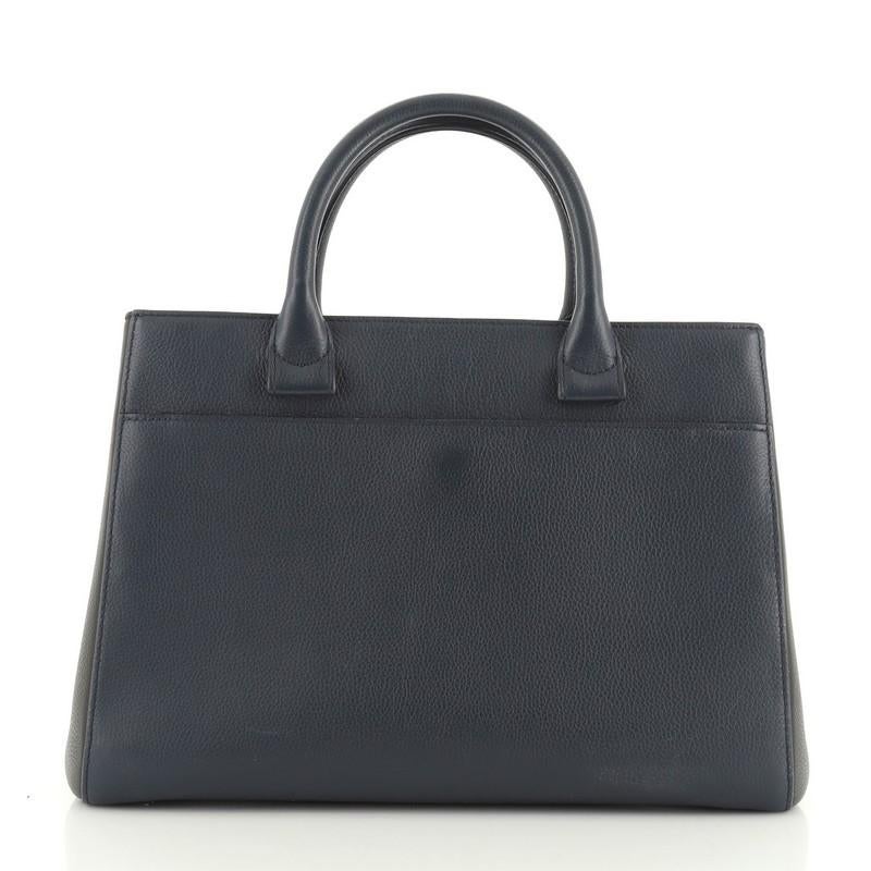 Chanel  Neo Executive Tote Grained Calfskin Small In Good Condition In NY, NY
