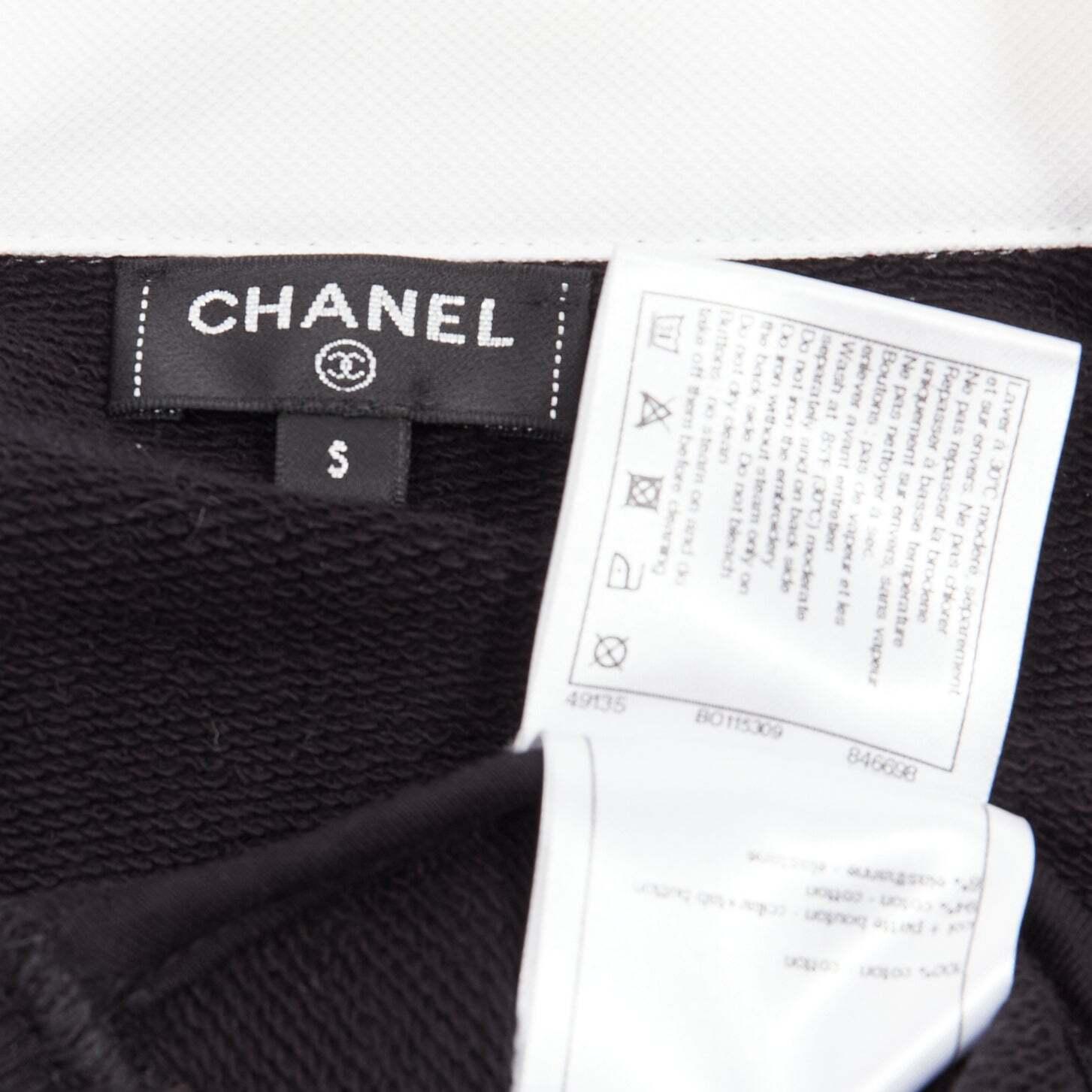 CHANEL neon pink black CC logo graphic cotton 5 silver button polo shirt S For Sale 3
