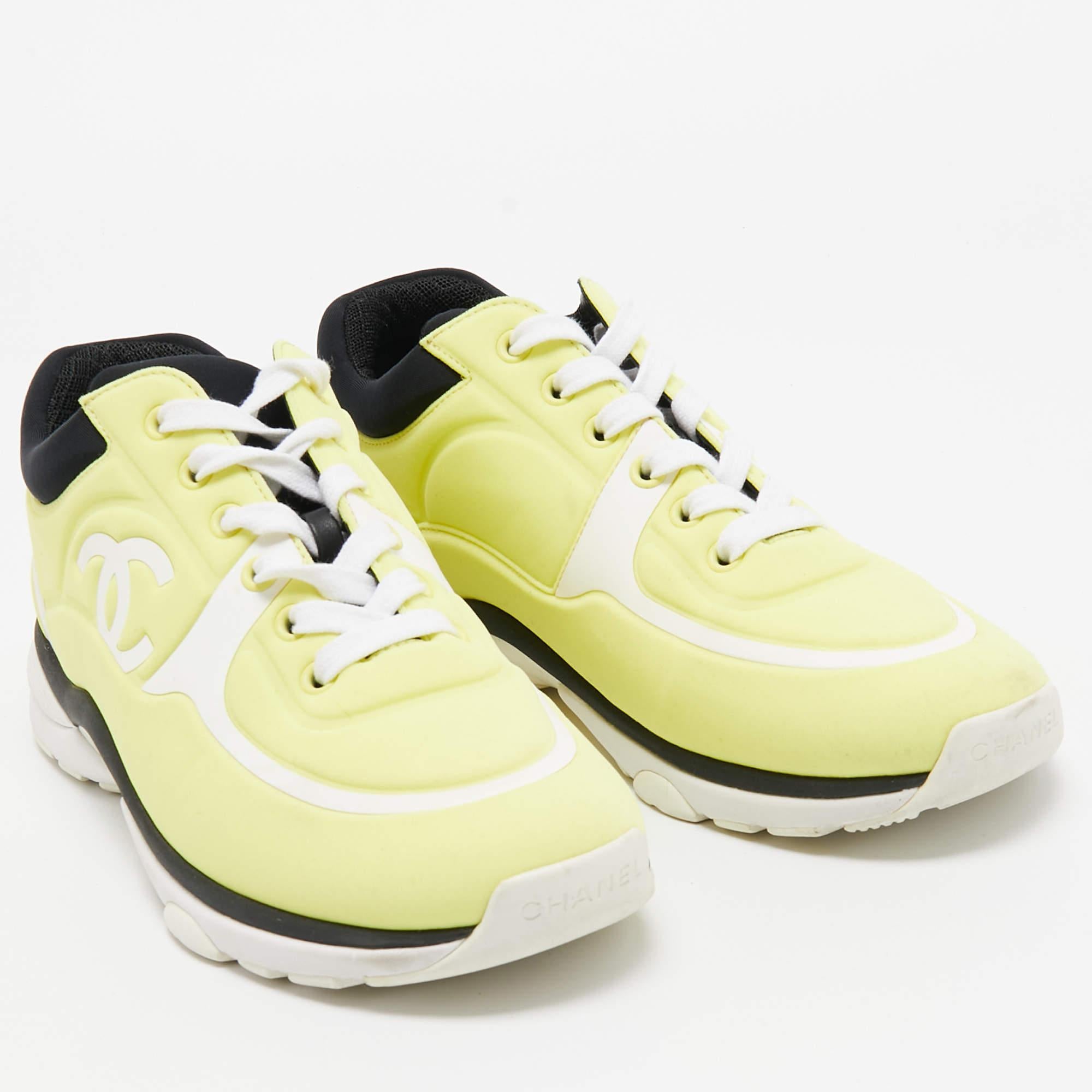 Chanel Neon Yellow/Black Lycra CC Low Top Sneakers Size 36.5 1