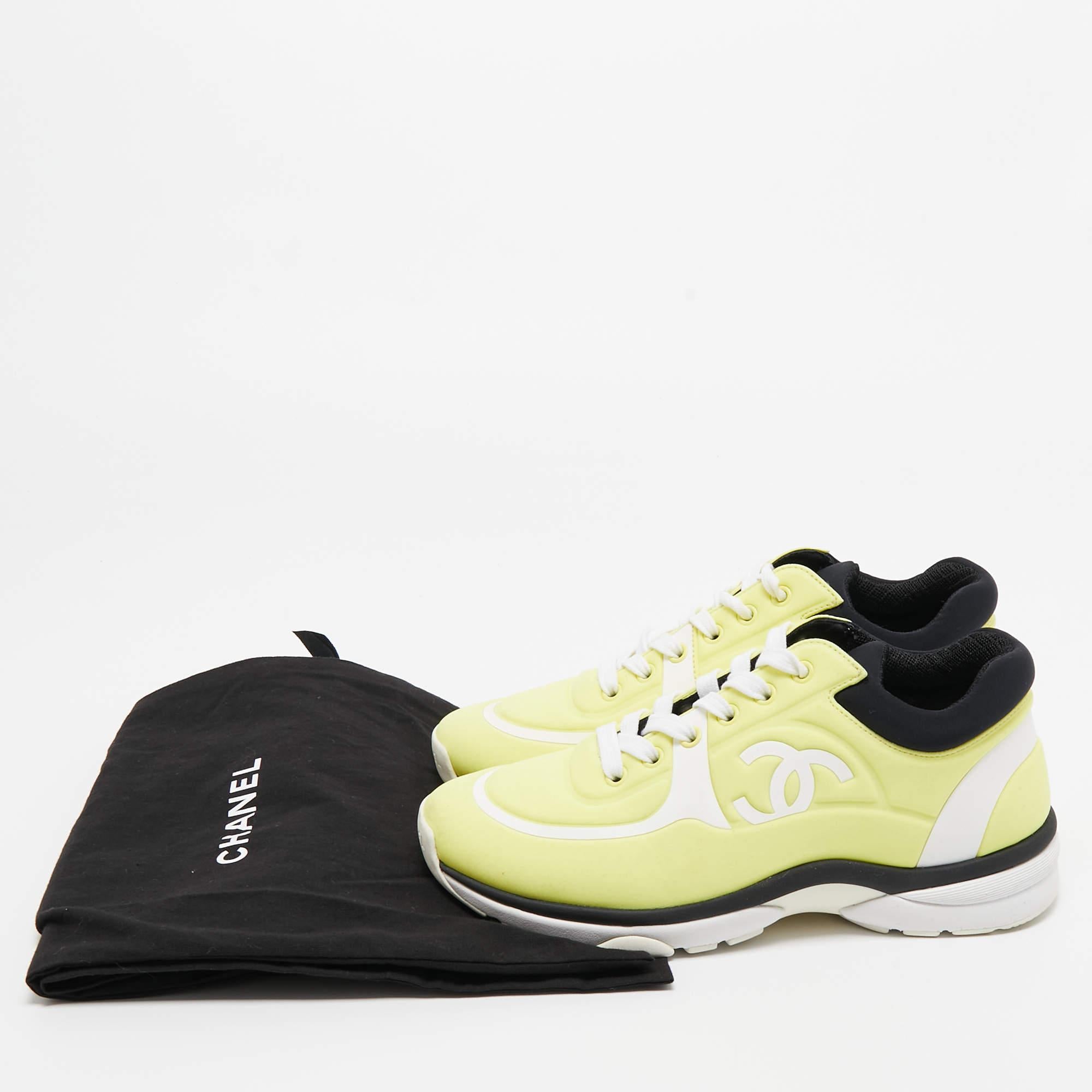 Chanel Neon Yellow/Black Lycra CC Low Top Sneakers Size 36.5 4