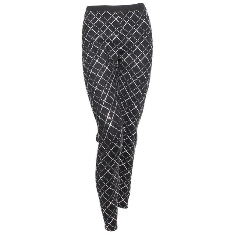 Chanel Pants, leggings Black Polyester ref.246700 - Joli Closet