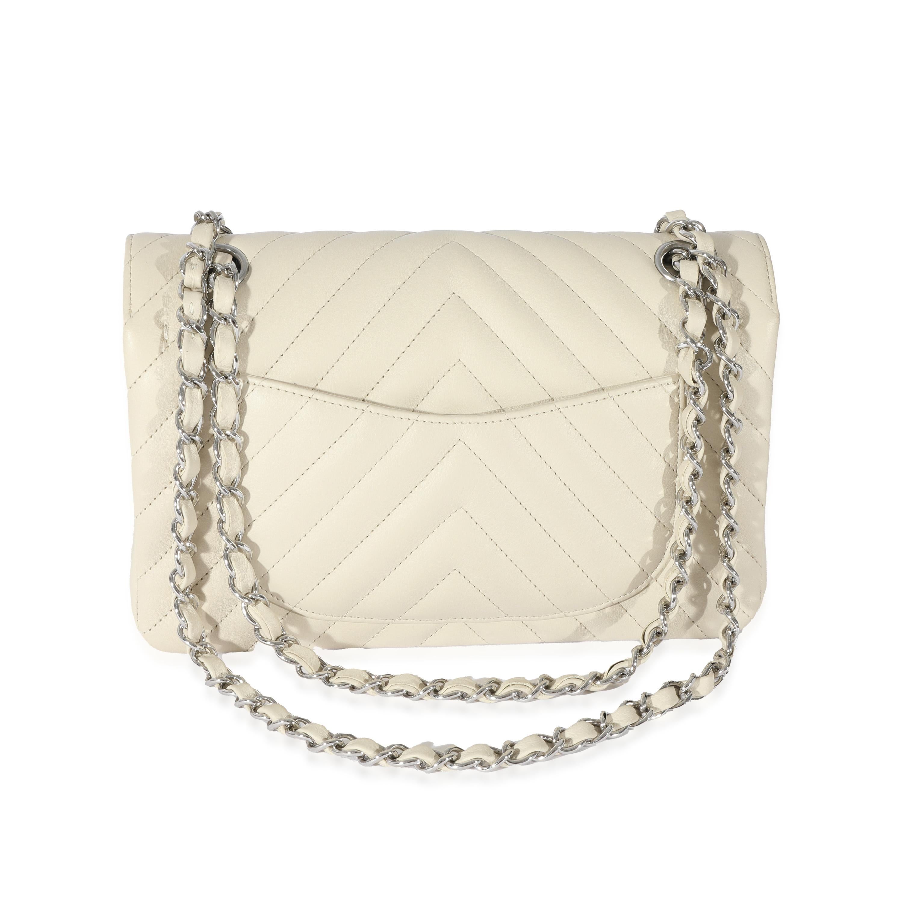 Chanel Neutral Chevron Quilted Leather Small Classic Flap In Excellent Condition For Sale In New York, NY