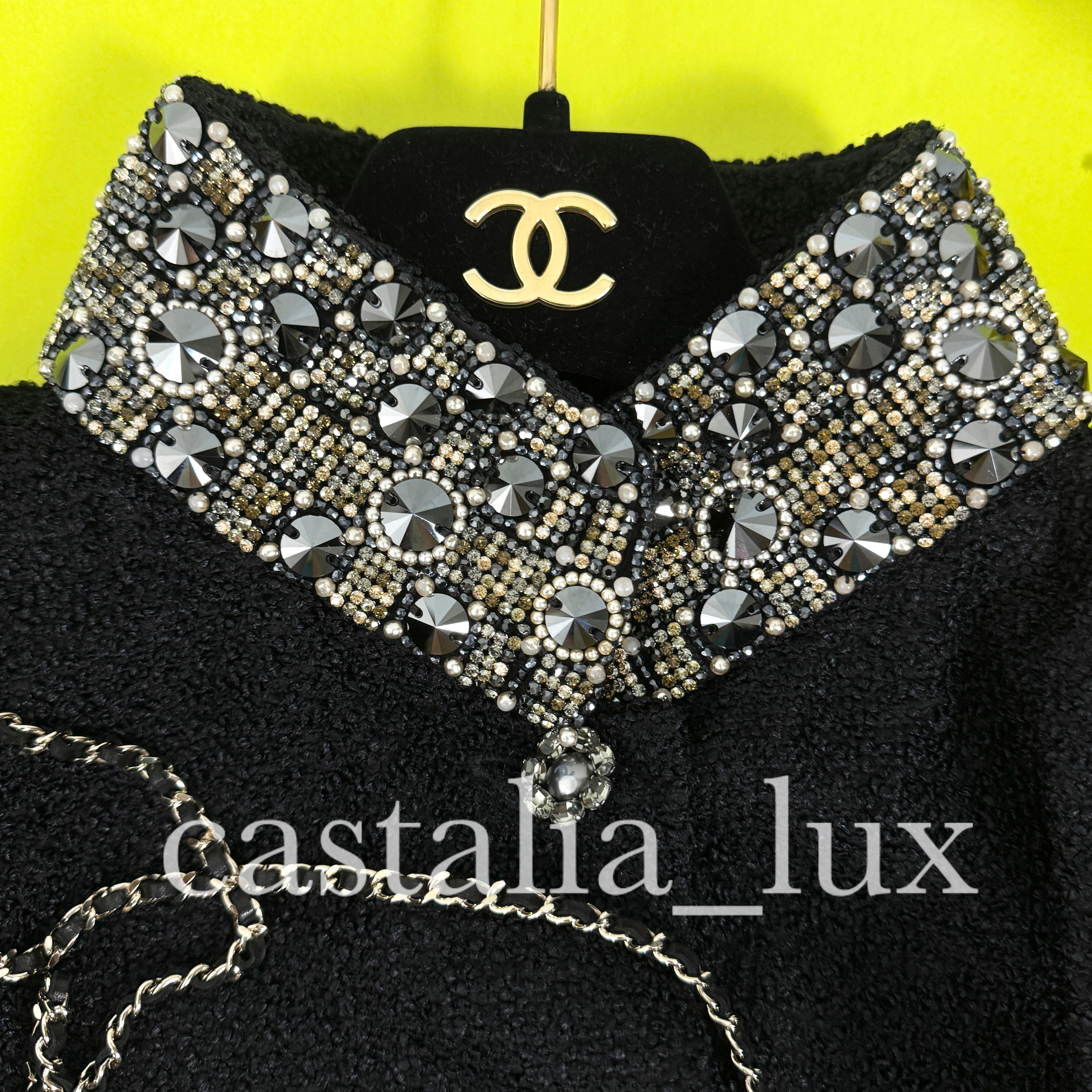 Chanel New 16K$ Jewel Embellished Black Tweed Jacket 36 FR 2