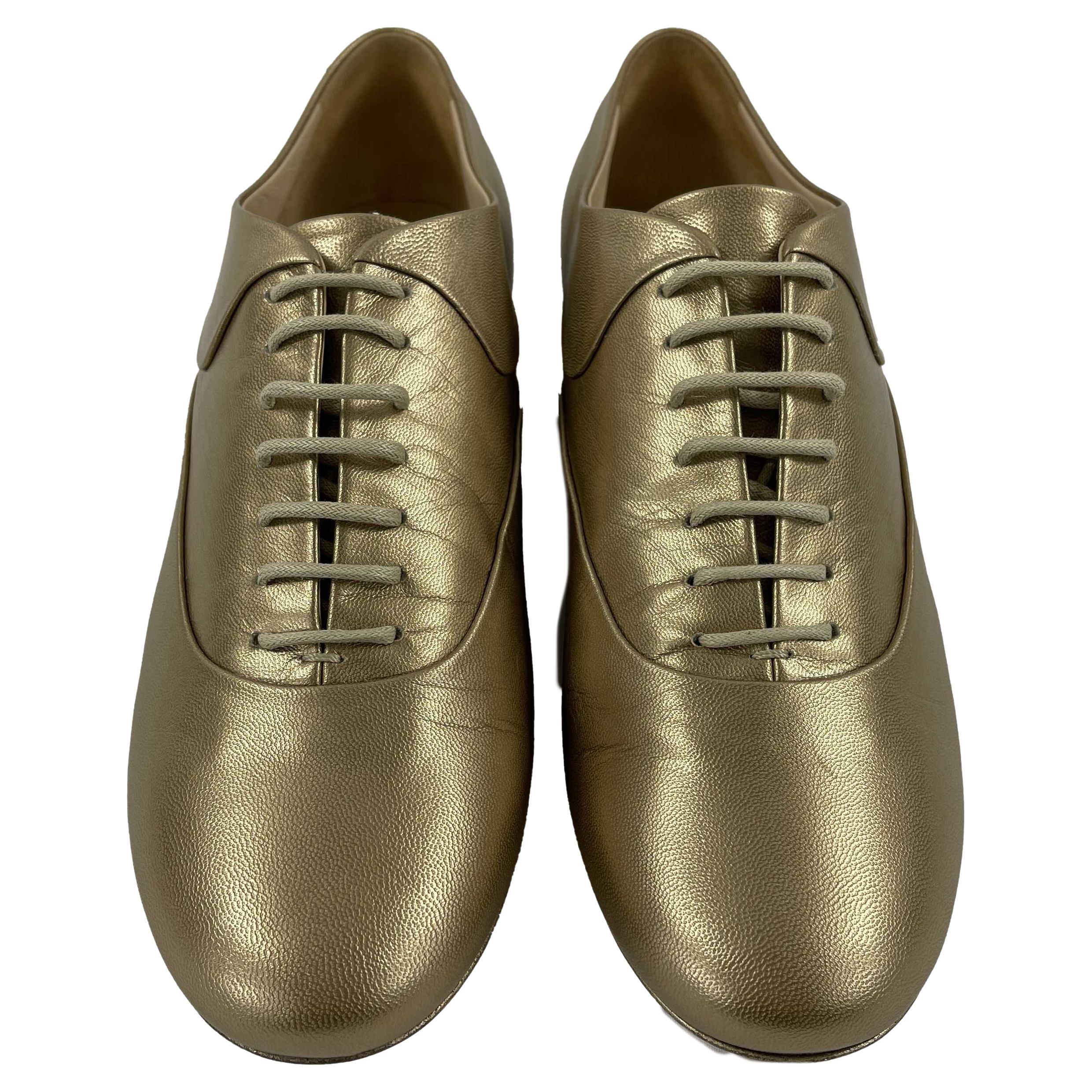 CHANEL NEW 2015 Metallic Gold Leather CC / Pearl Oxford Shoes 39 US 9 at  1stDibs