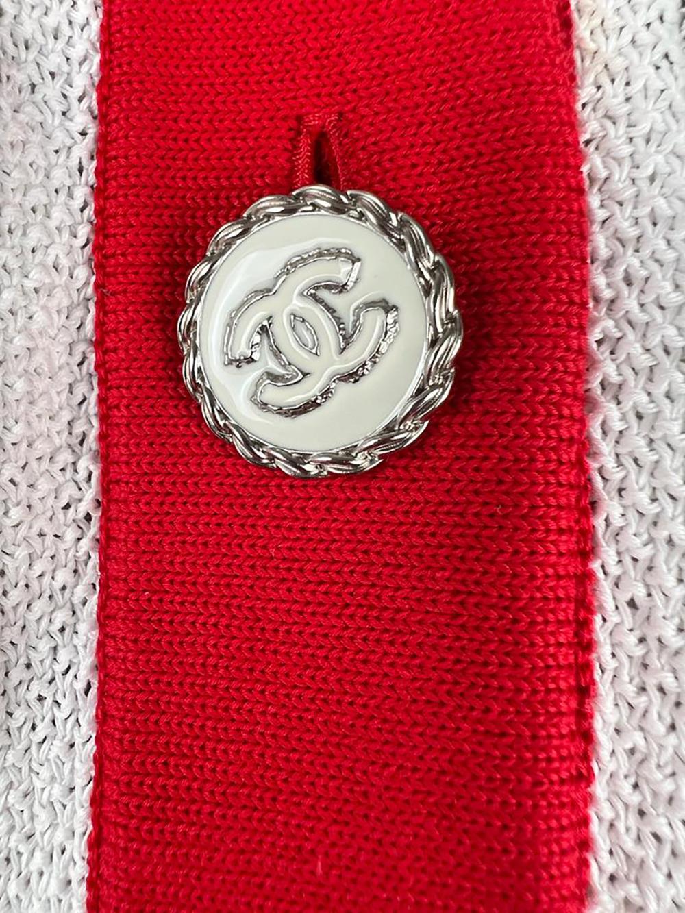 Chanel New 2019 Iconic Logo Cardigan For Sale 7