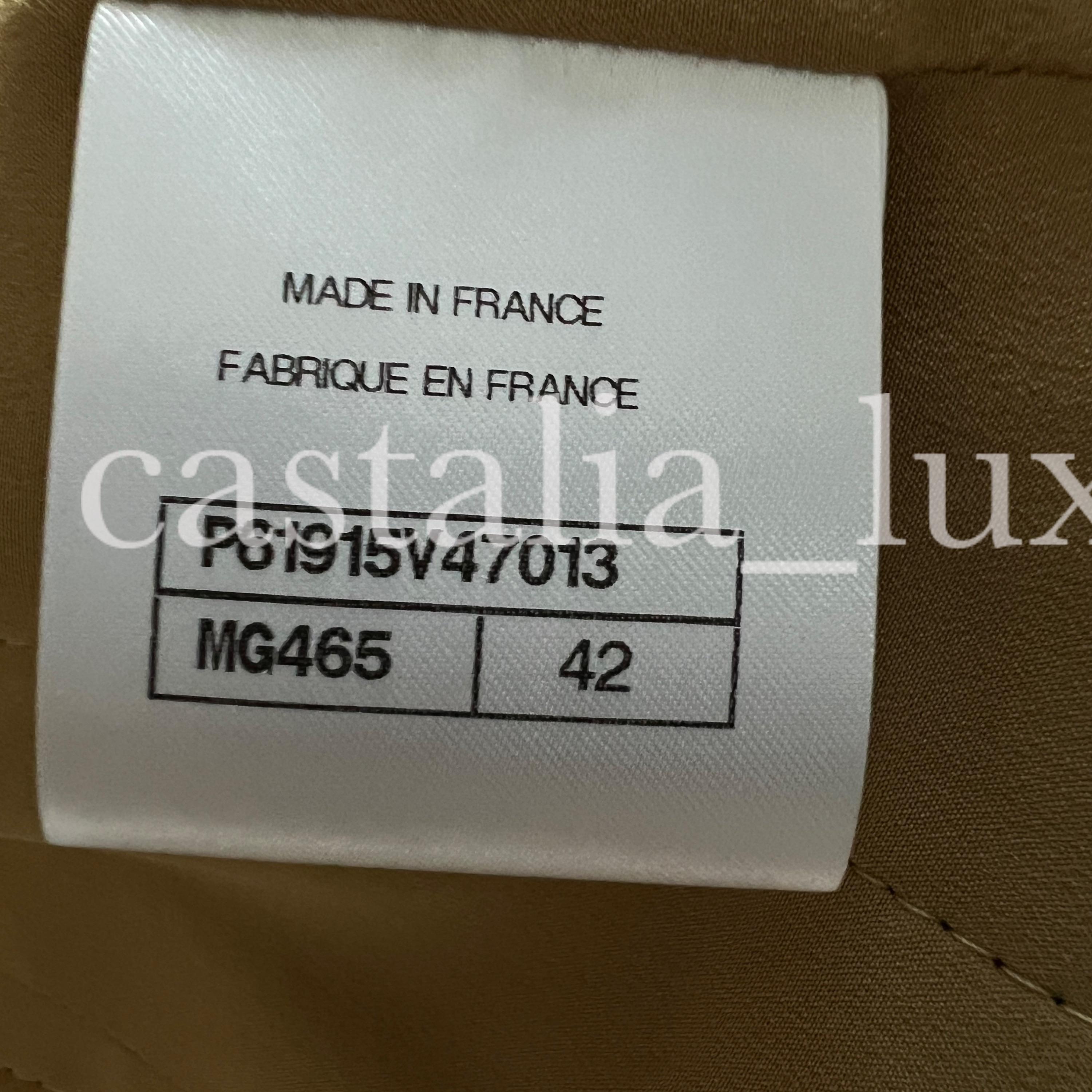Chanel New 2019 Most Hunted Black Tweed Jacket 8