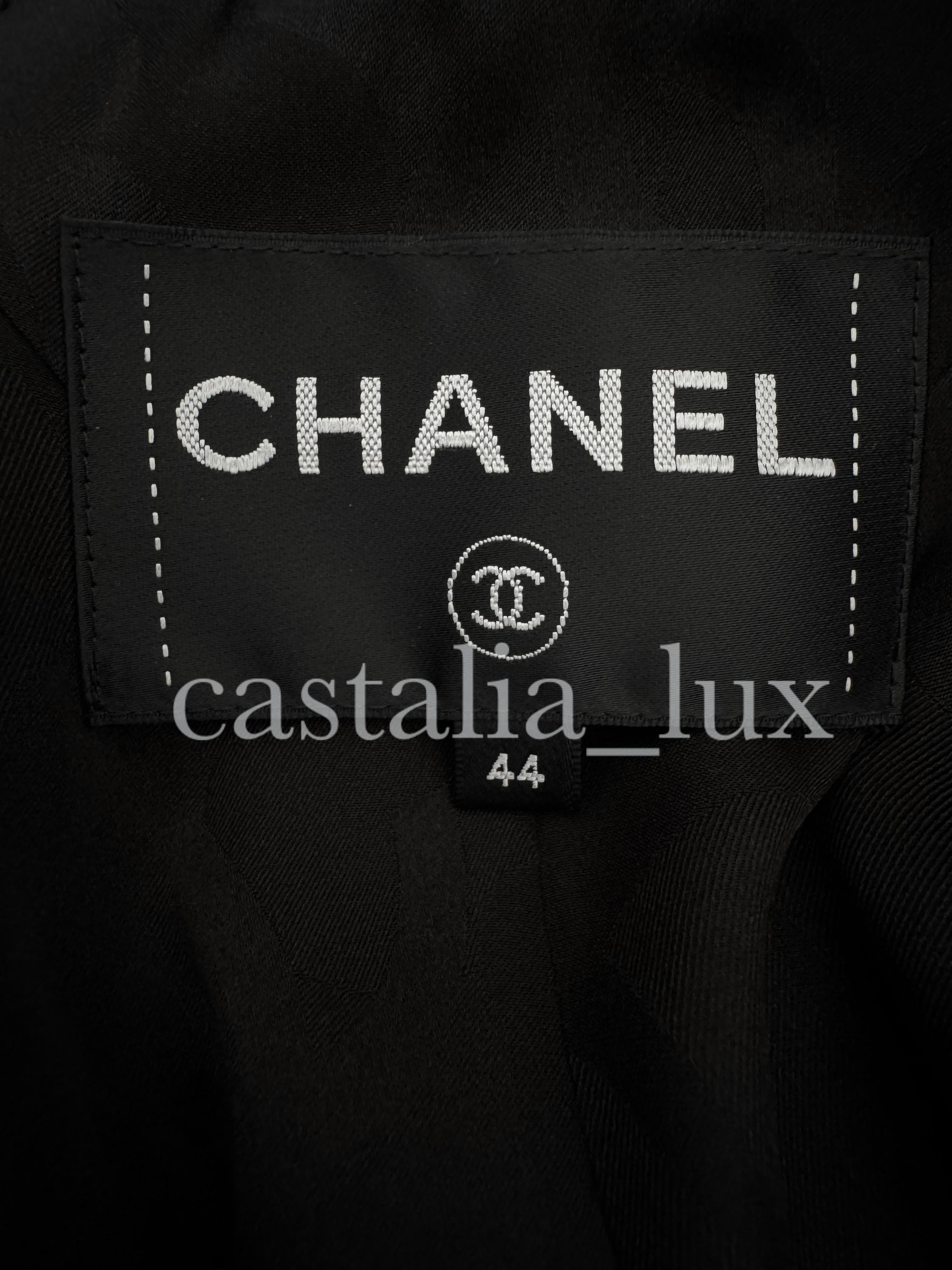 Chanel New 2019 Spring Timeless Black Tweed Jacket For Sale 15
