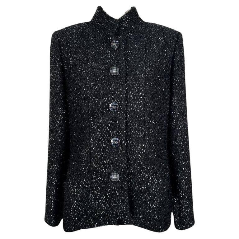 CHANEL Nuova giacca in tweed nero intramontabile, collezione Primavera 2019