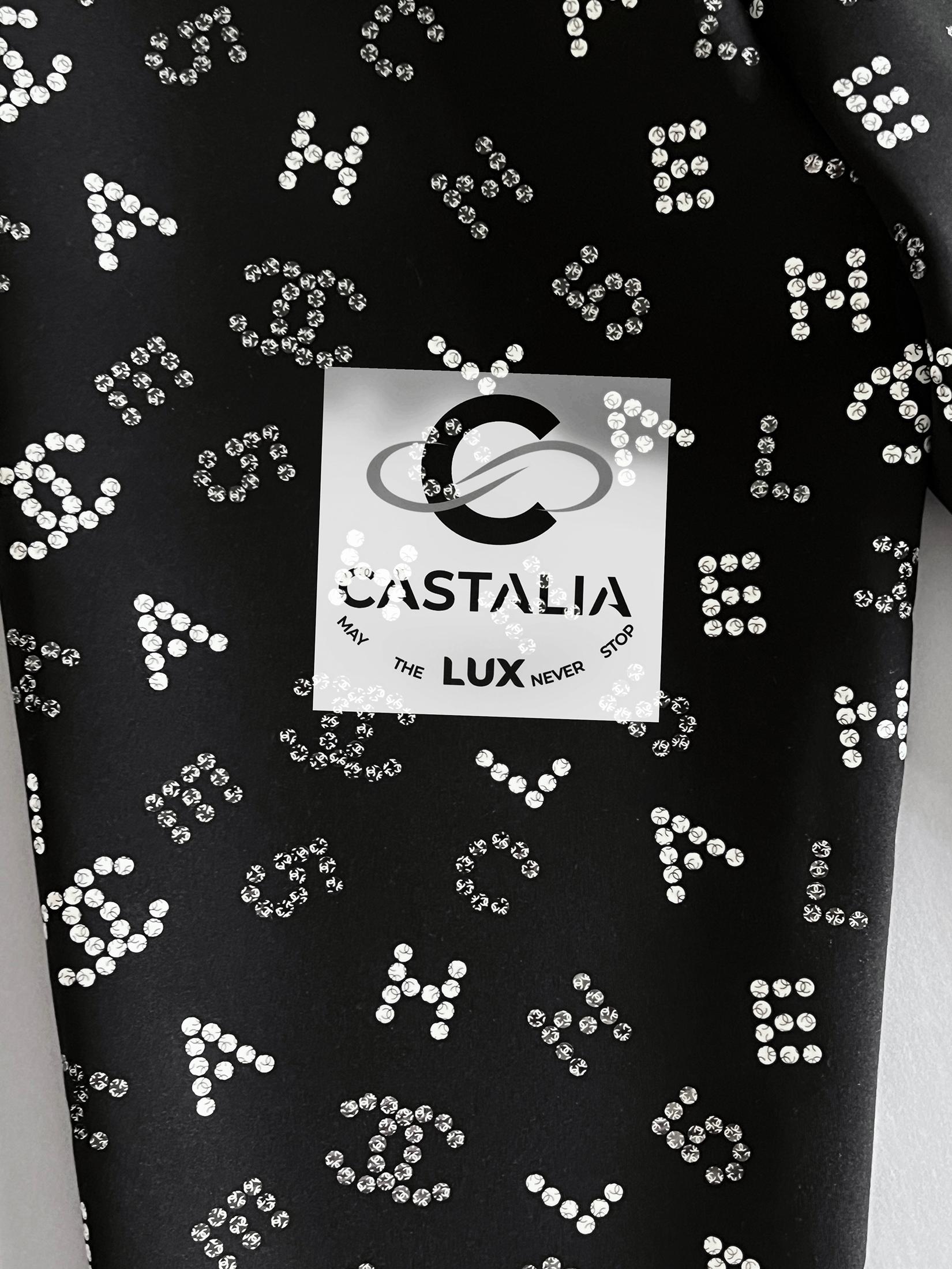Chanel New 2020 Cruise Eternal Iconic CC Logo Leggings For Sale 7