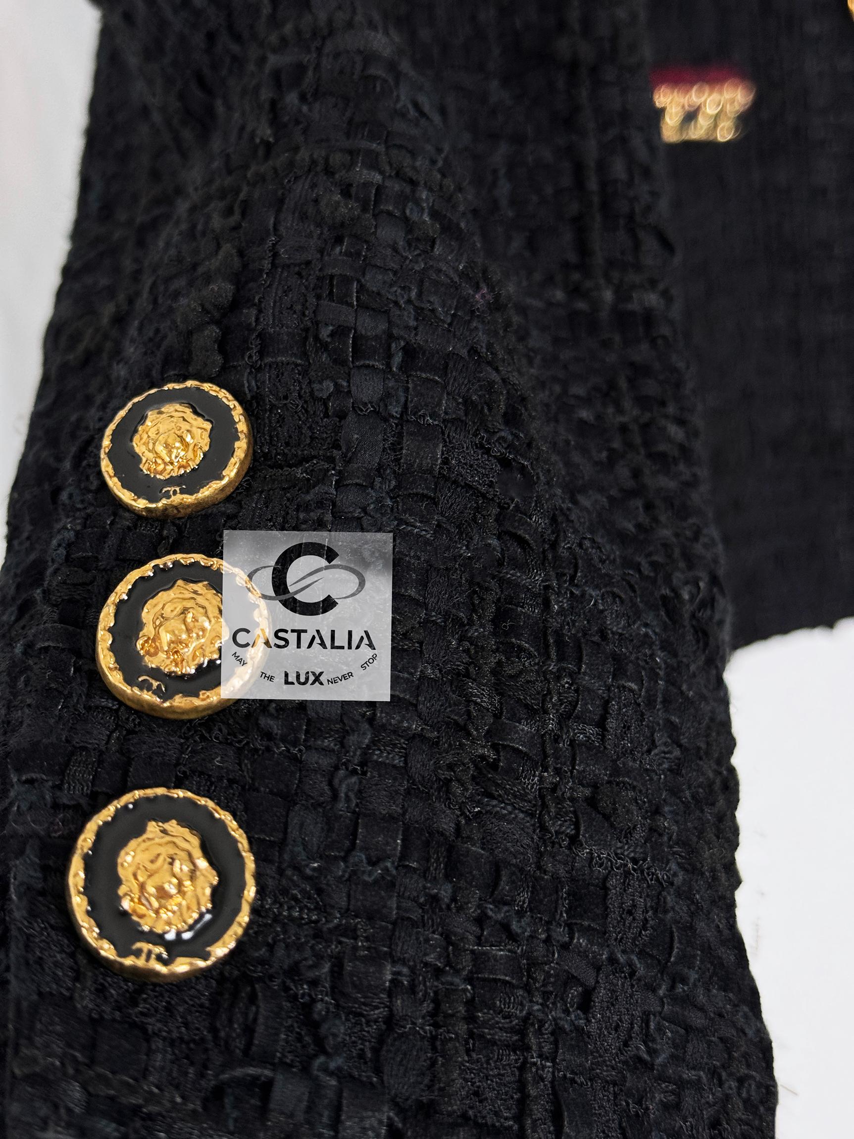 Chanel New 2021 Hailey Bieber Style Black Tweed Jacket 10