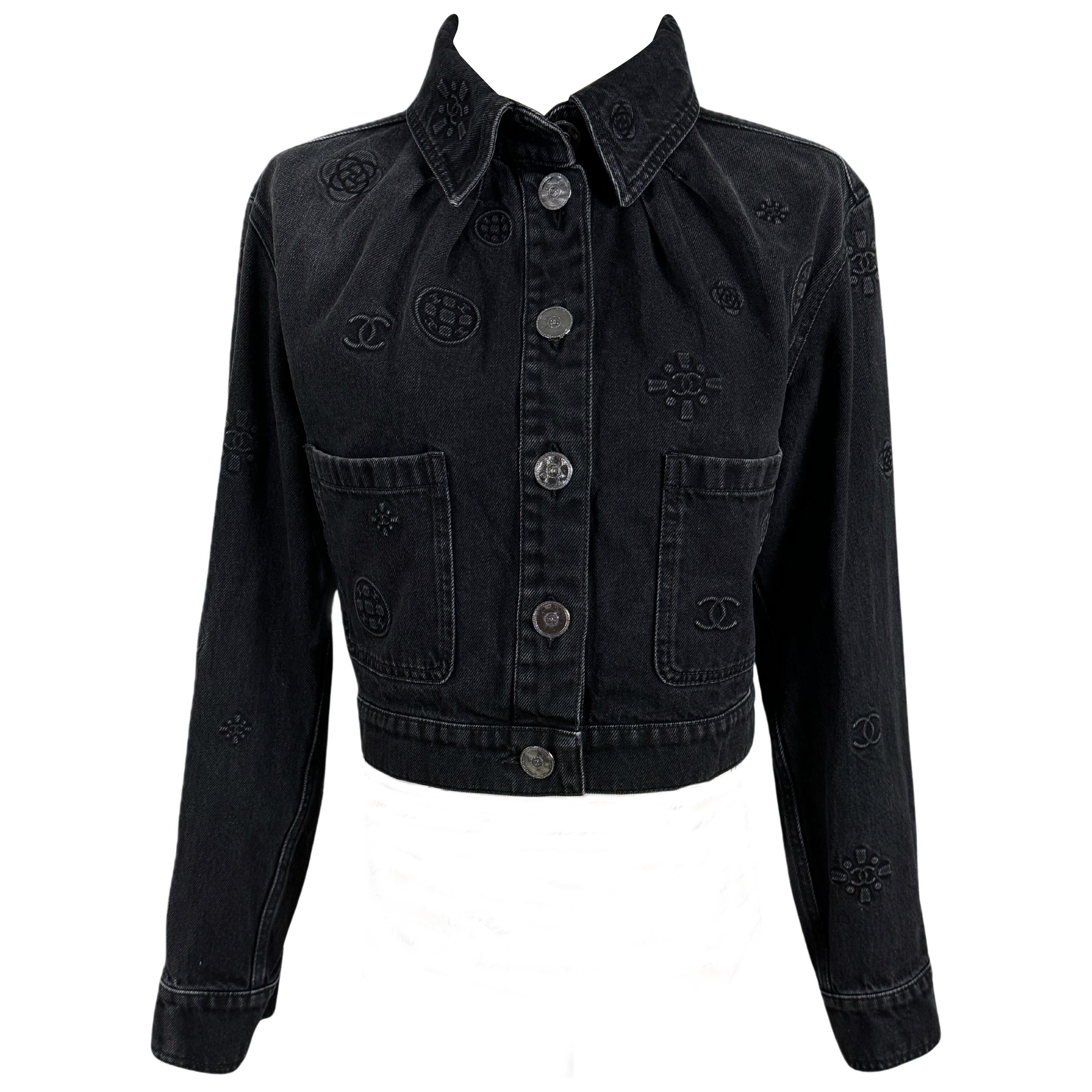 CHANEL New 2021 Iconic CC Logo Black Denim Jacket For Sale