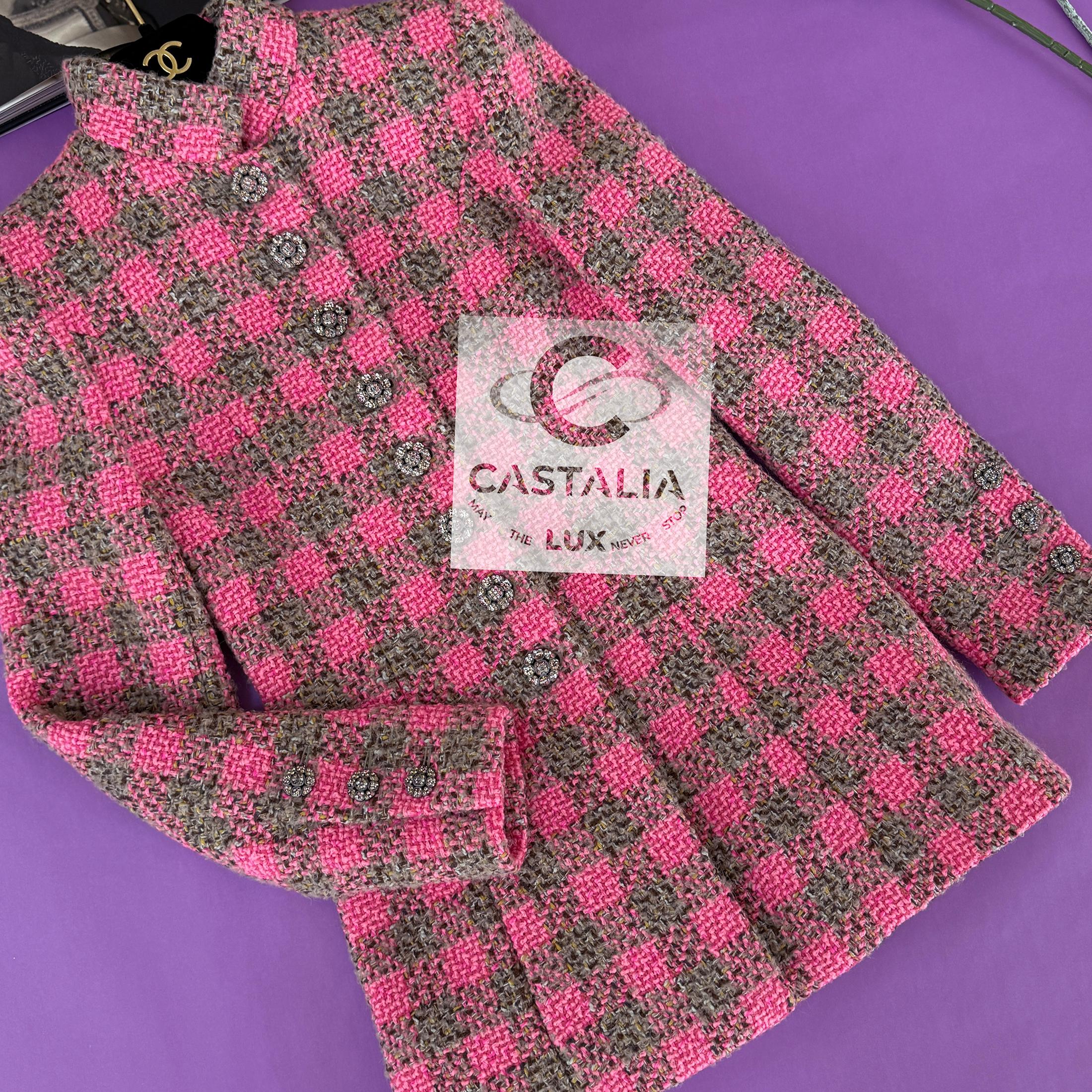Chanel New 2022 Ad Campaign Pink Tweed Jacket 34 FR For Sale 6