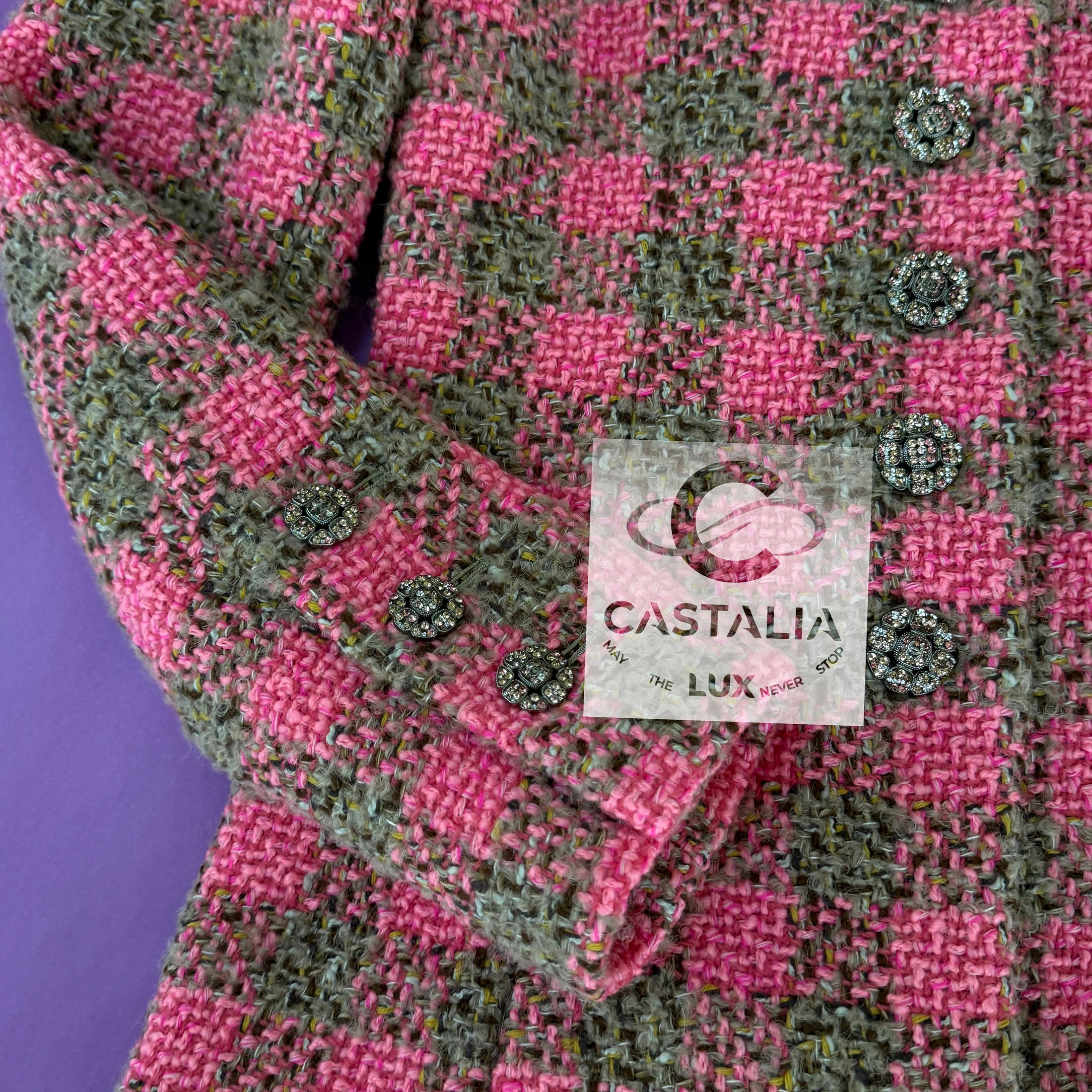 Chanel New 2022 Ad Campaign Pink Tweed Jacket 34 FR For Sale 8