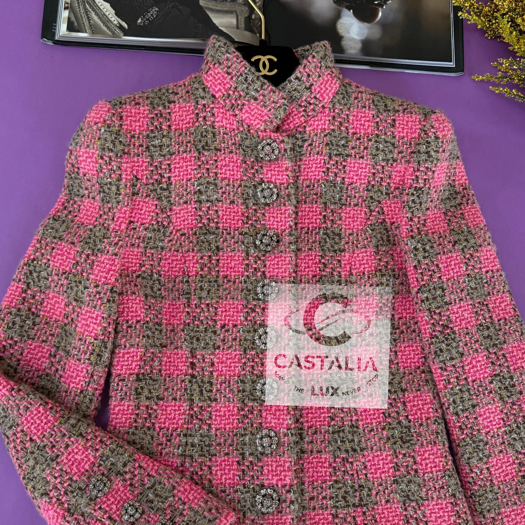 Chanel New 2022 Ad Campaign Pink Tweed Jacket 34 FR For Sale 10