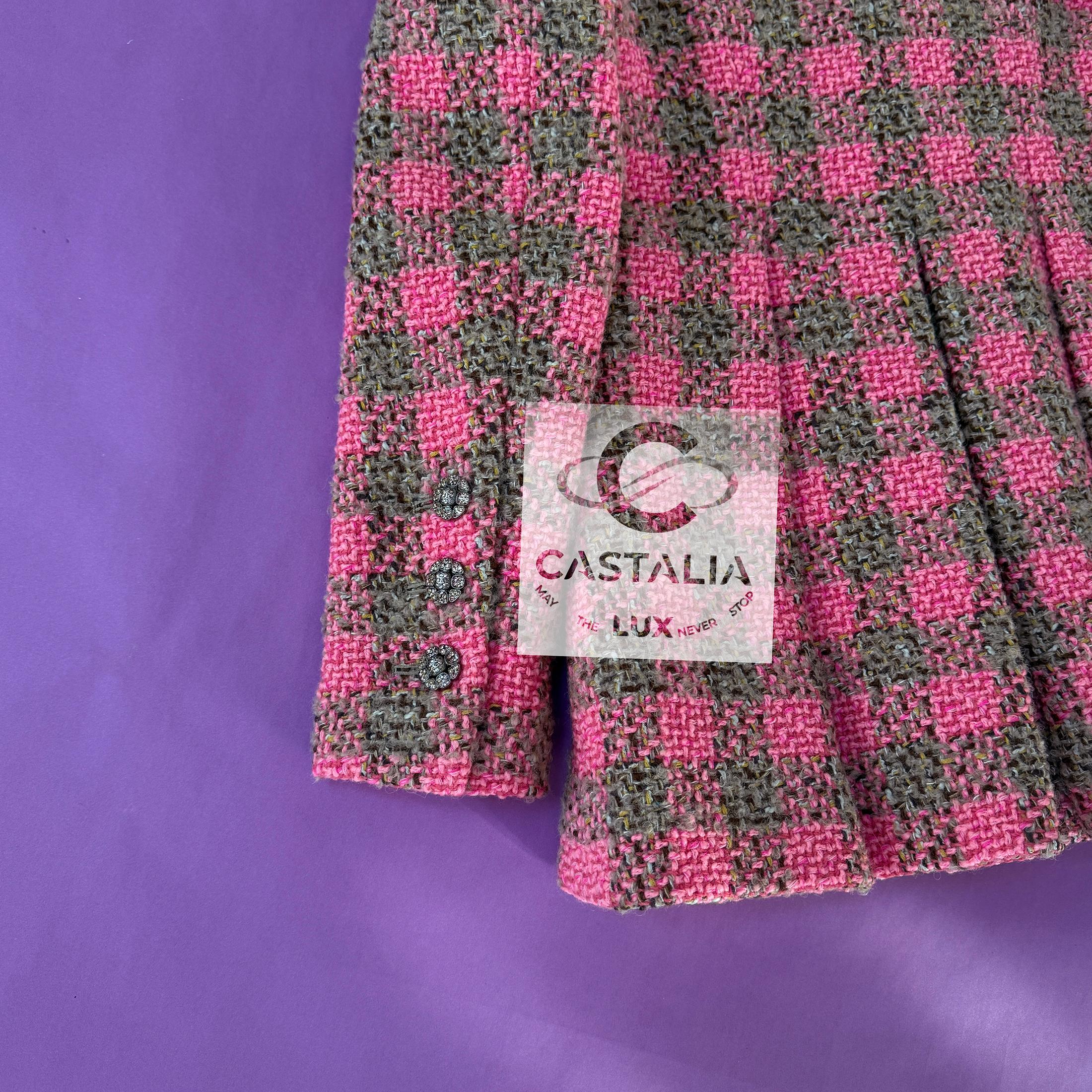 Chanel New 2022 Ad Campaign Pink Tweed Jacket 34 FR For Sale 13