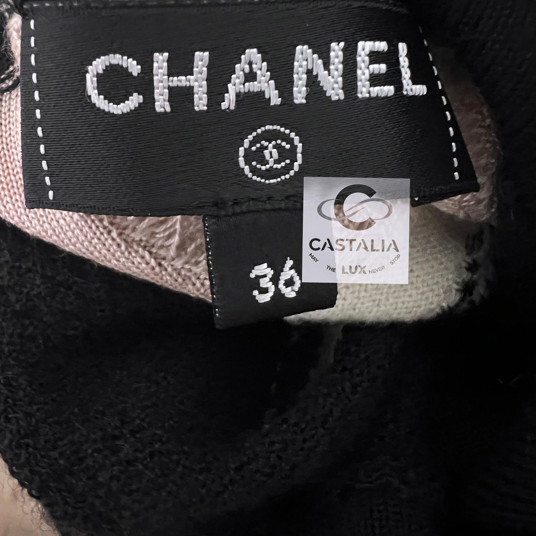 Chanel New 2022 CC Hearts Cashmere Jumper 3