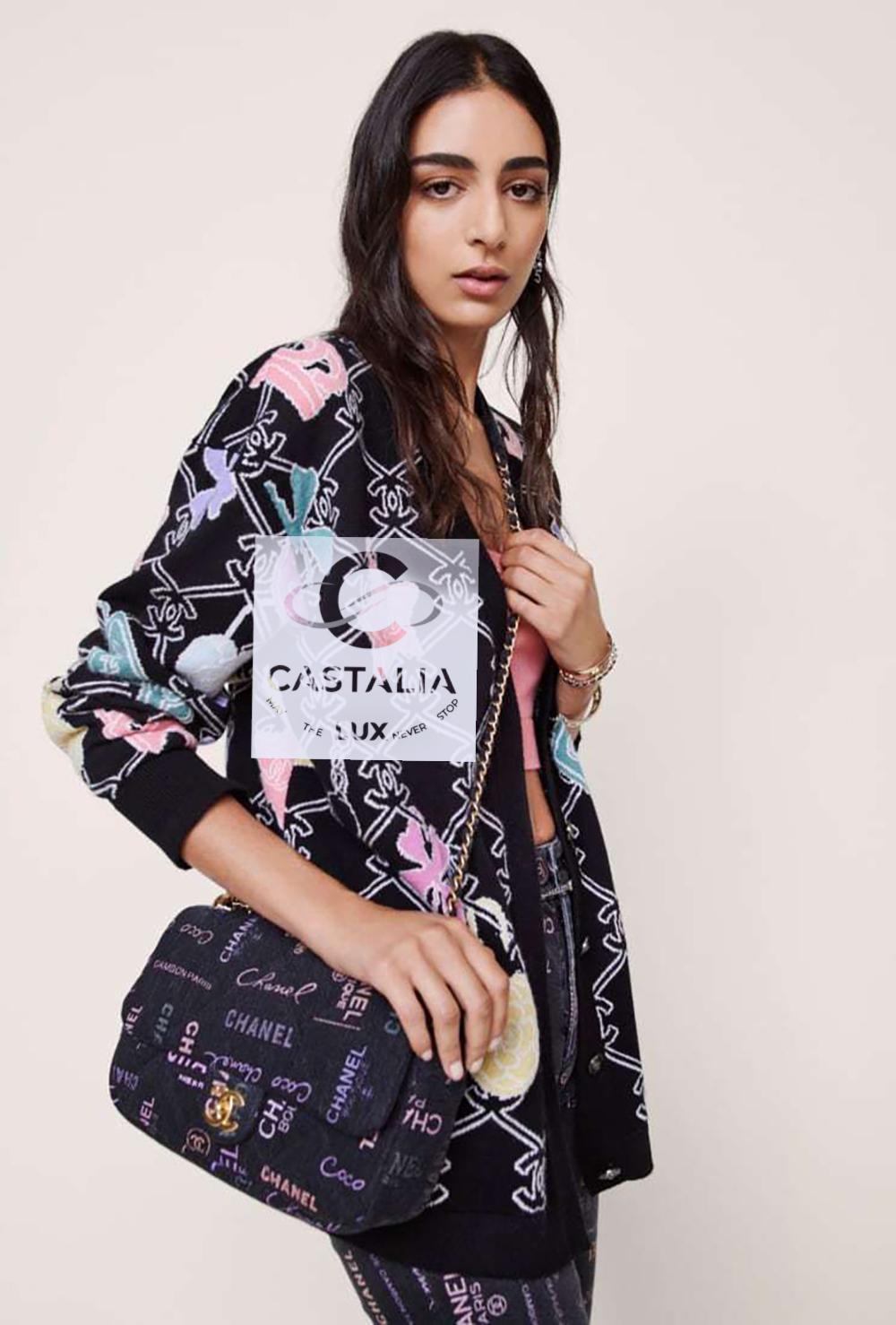 Chanel New 2022 CC Logo Cardigan Sudadera con capucha 34 FR en venta 1