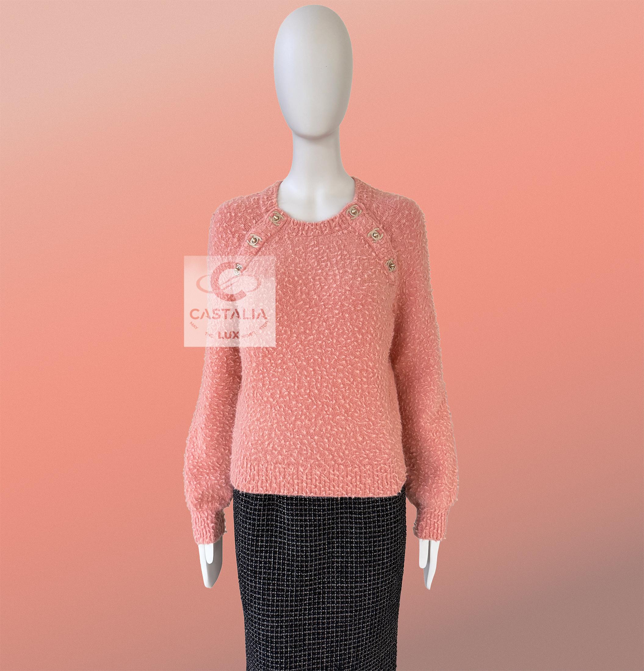 Chanel New 2022 Iconic CC Turnlock Jumper 34 FR in vendita 2