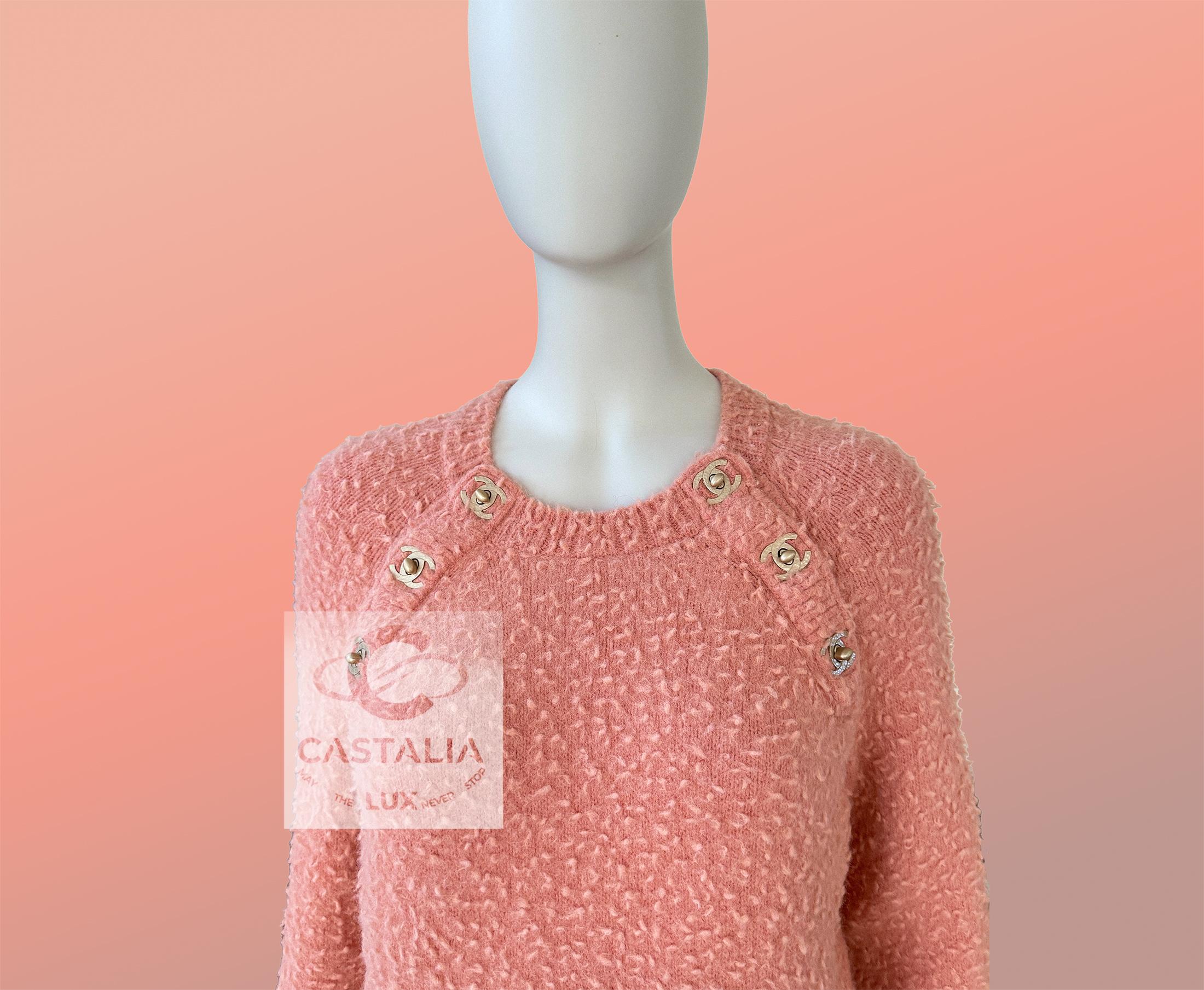 Chanel New 2022 Iconic CC Turnlock Jumper 34 FR in vendita 3