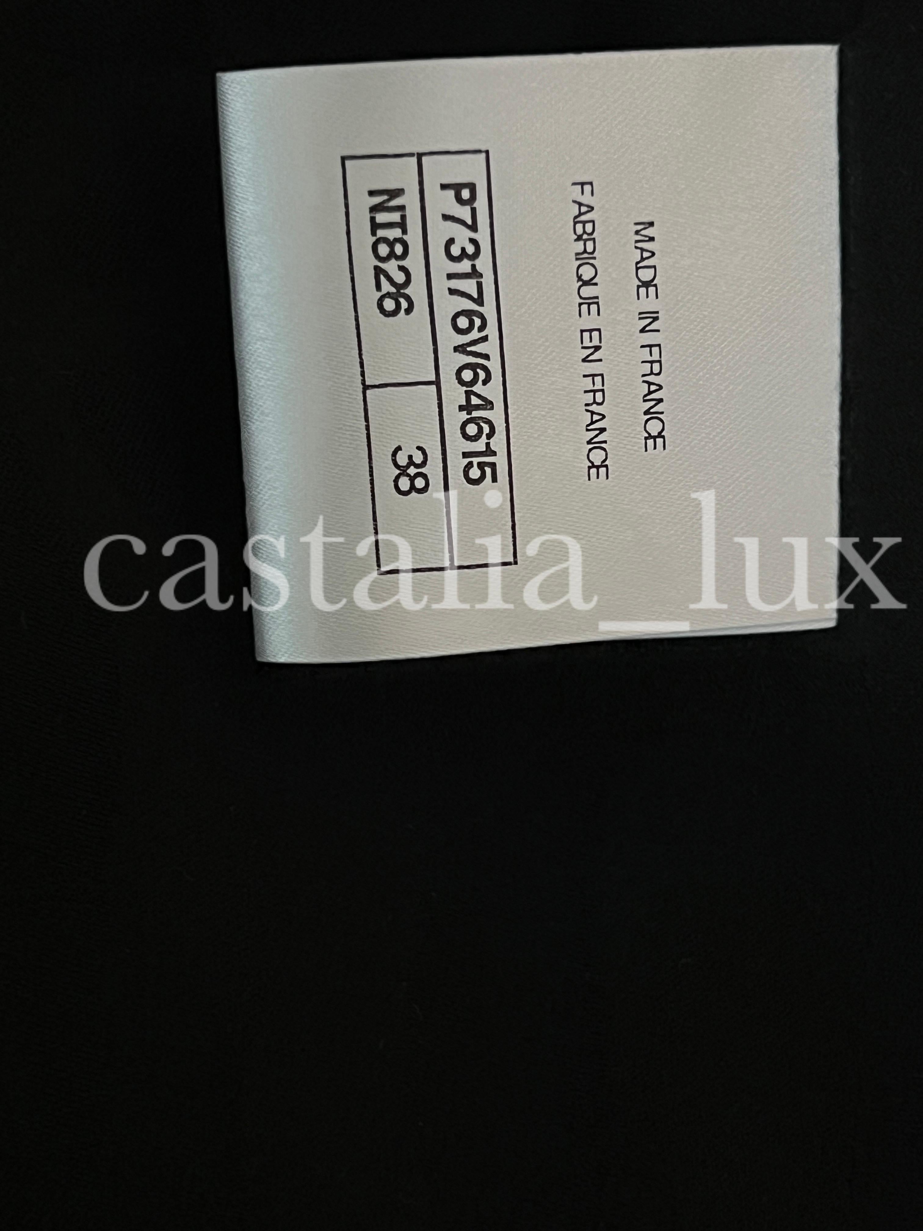 Chanel New 2022 Logo Ribbon Tweed Black Jacket 16