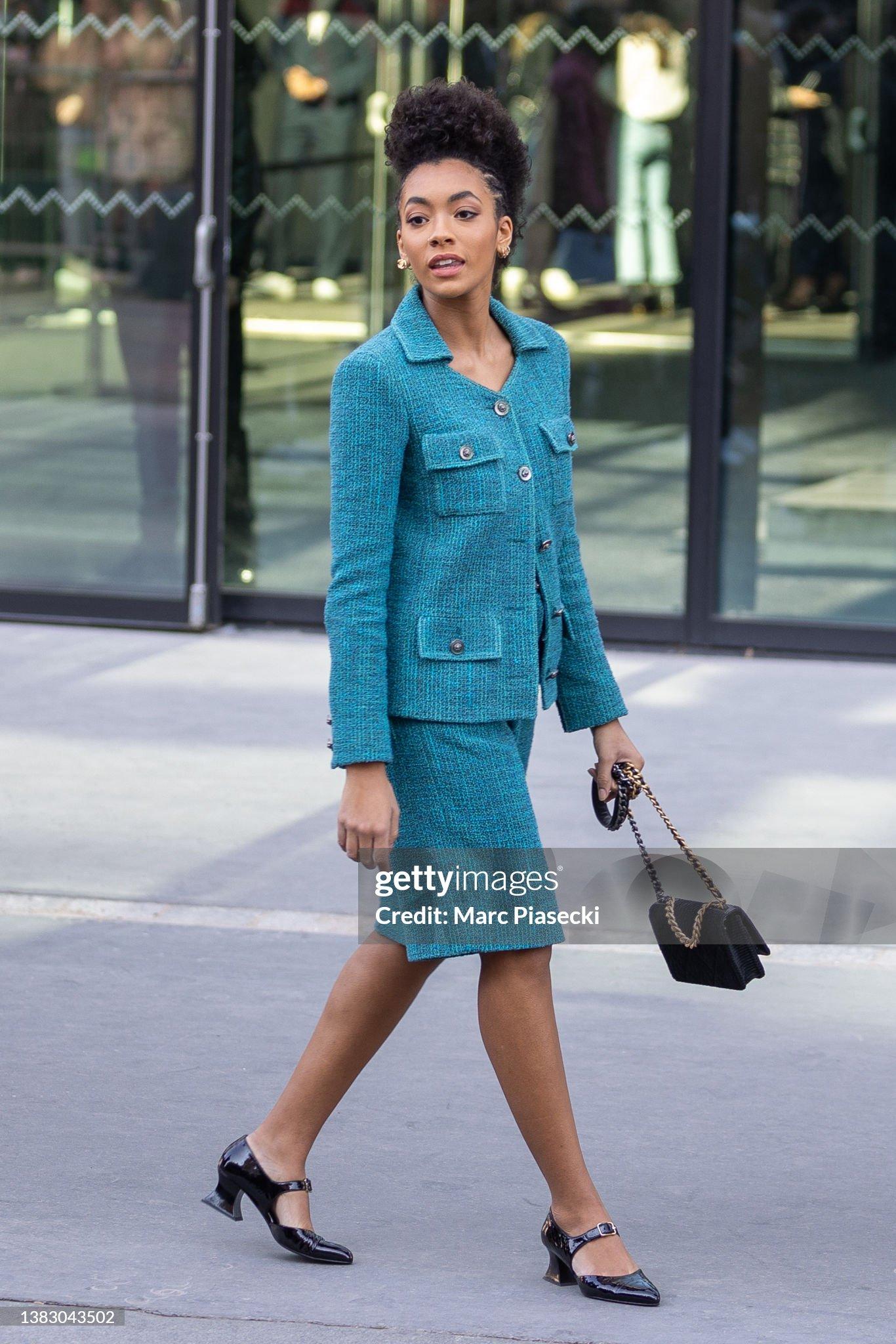 Chanel Neu 2022 Frühjahr Türkis-Tweedjacke aus Tweed im Zustand „Neu“ in Dubai, AE