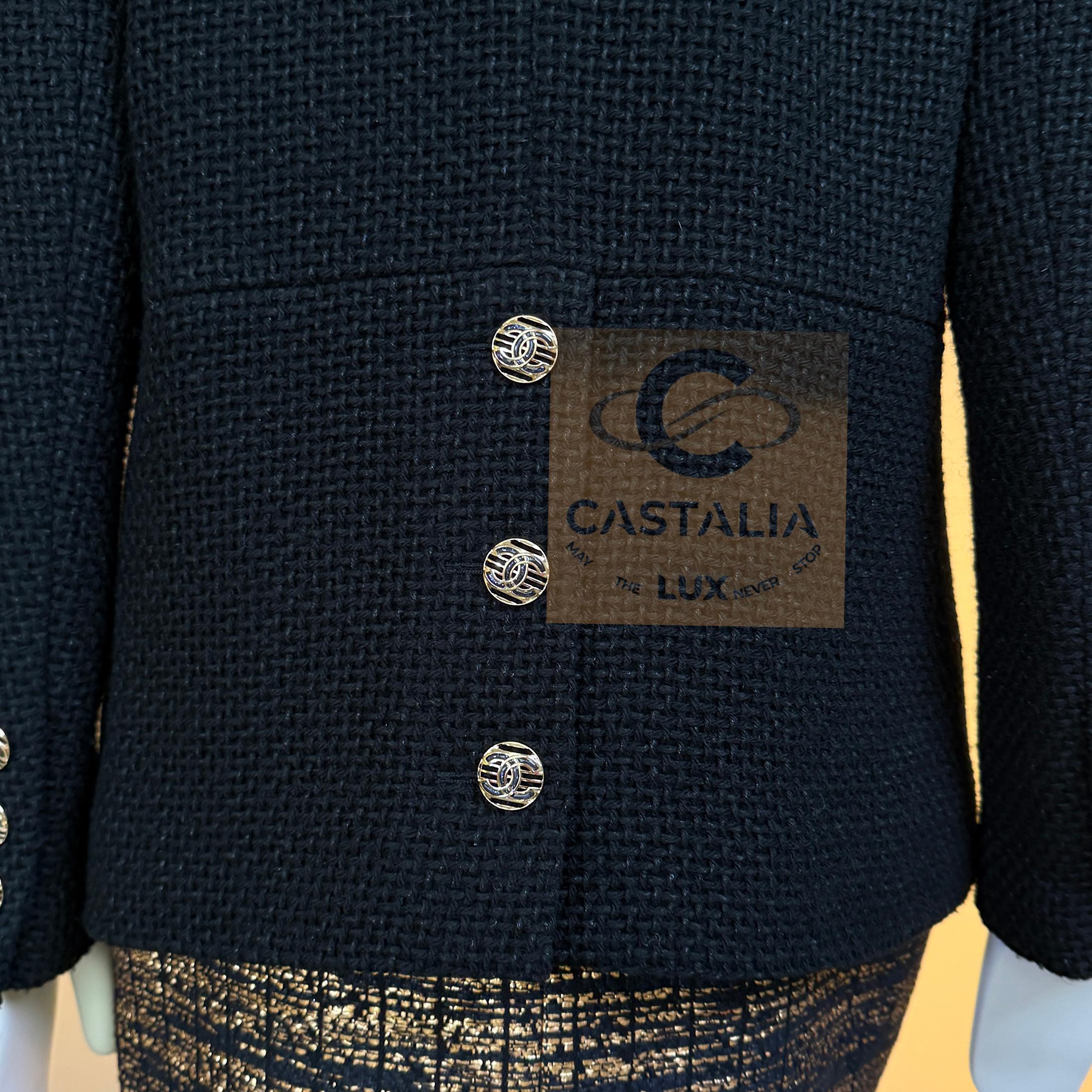 CHANEL New 2022 Chaqueta intemporal de tweed negro 40 FR en venta 5