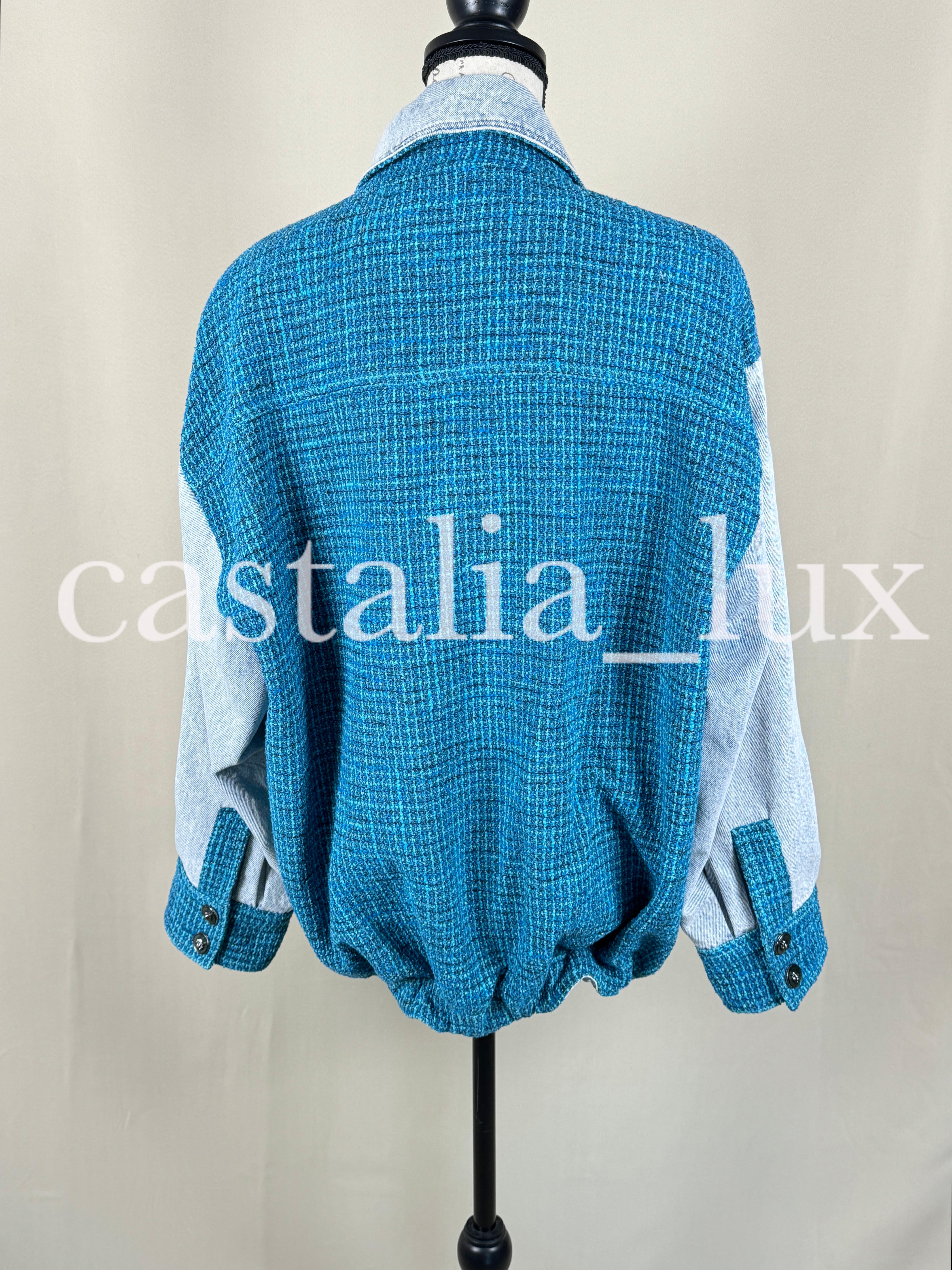 Chanel New 2022 Turquoise Tweed and Denim Jacket For Sale 14