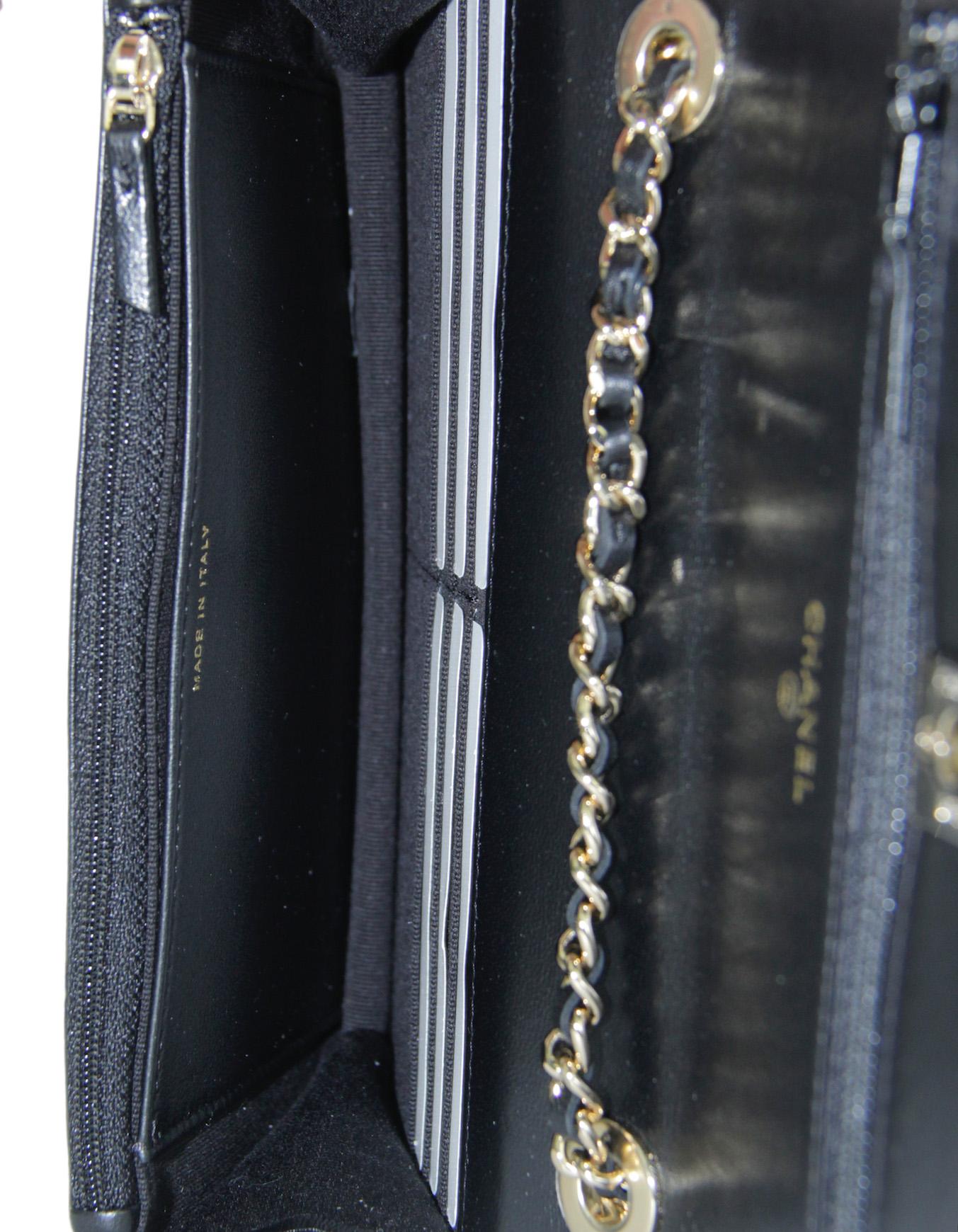 Chanel NEW 2023 Black Quilted Trendy CC WOC Crossbody Bag en vente 4
