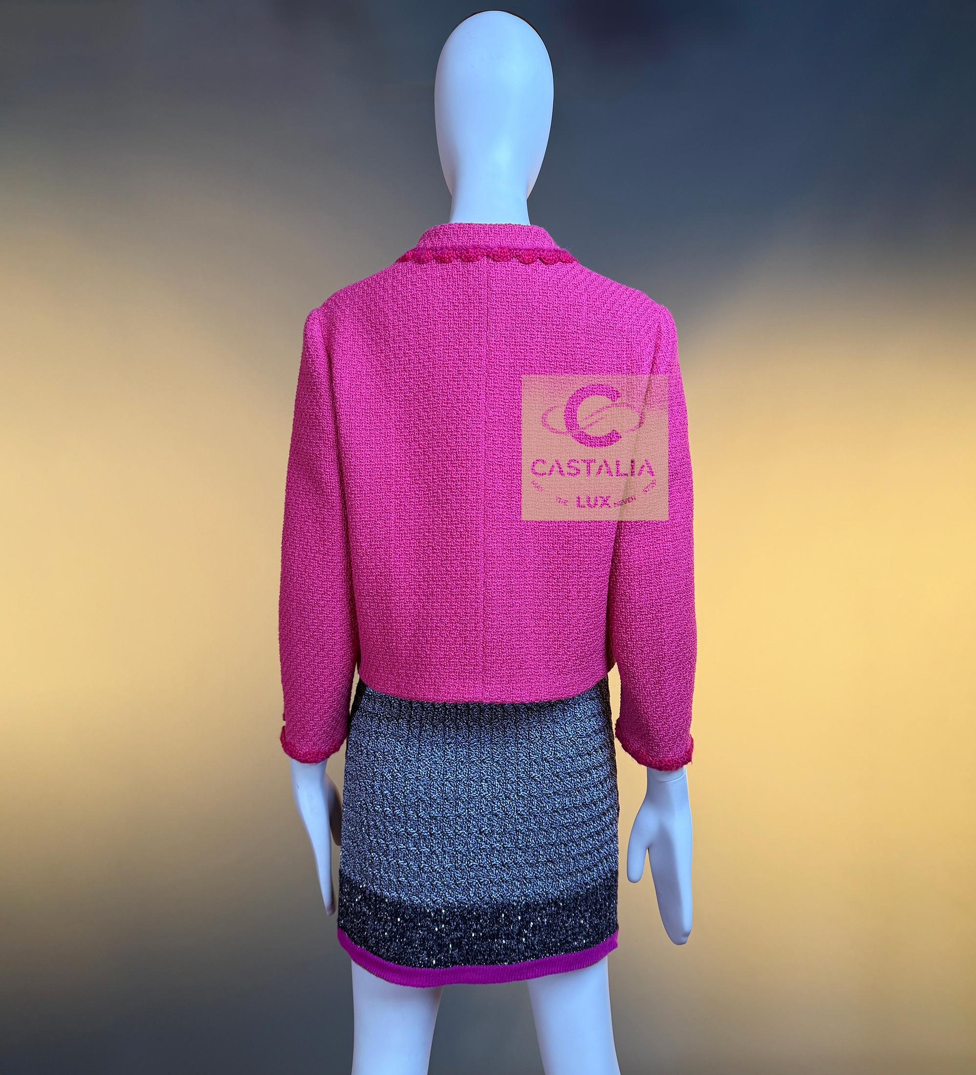 CHANEL New 2024 Paris / Manchester Fuchsia Tweed Jacke 38 FR im Angebot 10
