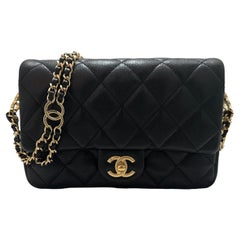Chanel NEU 23C Schwarze gesteppte Kaviarleder CC Coco You Klappentasche