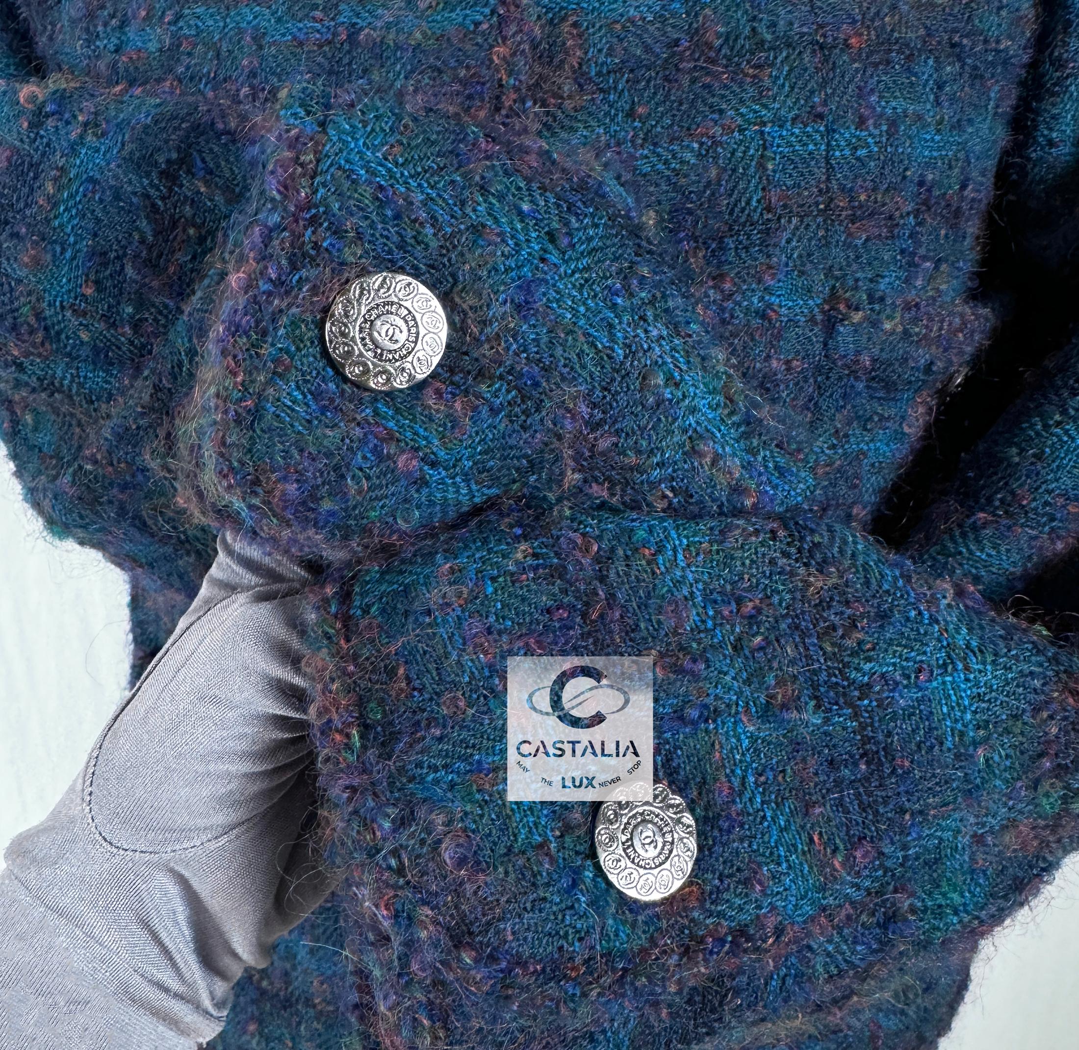 Women's or Men's Chanel New 90s Rarest Iconic Tweed Jacket