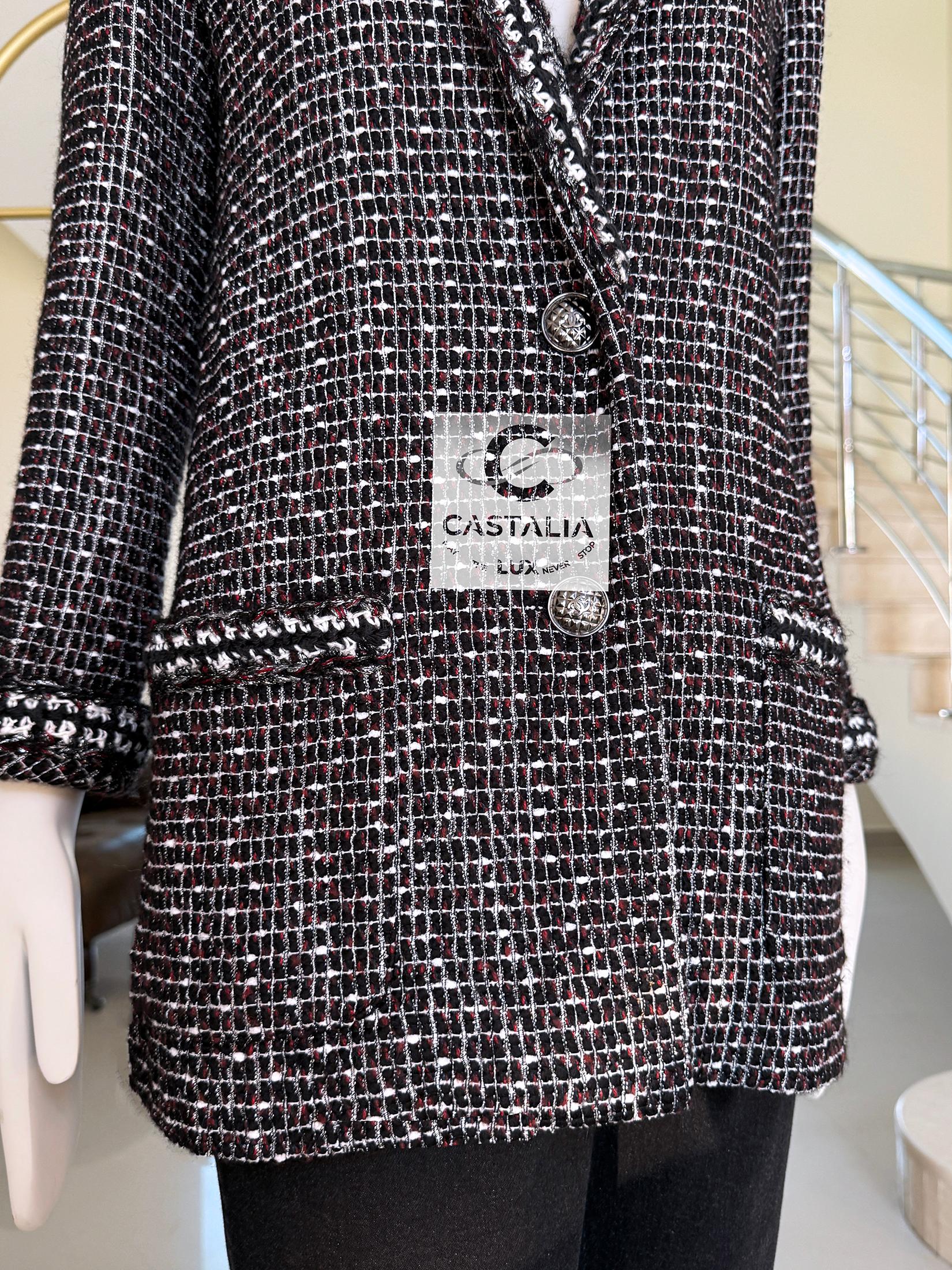 Chanel New Ad Campaign Black Shimmer Tweed Jacket 36 FR For Sale 6
