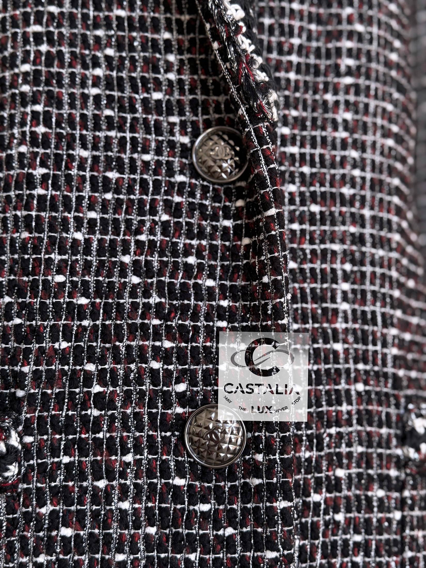 Chanel New Ad Campaign Black Shimmer Tweed Jacket 36 FR For Sale 11