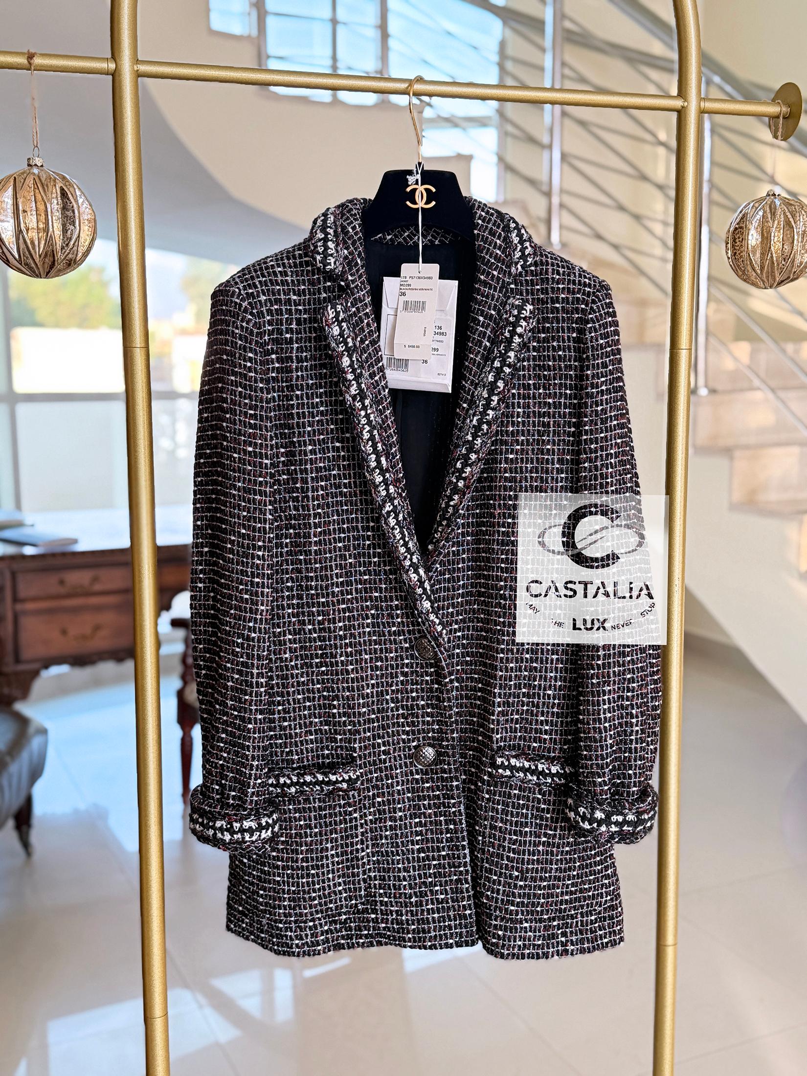 Chanel New Ad Campaign Black Shimmer Tweed Jacket 36 FR For Sale 2