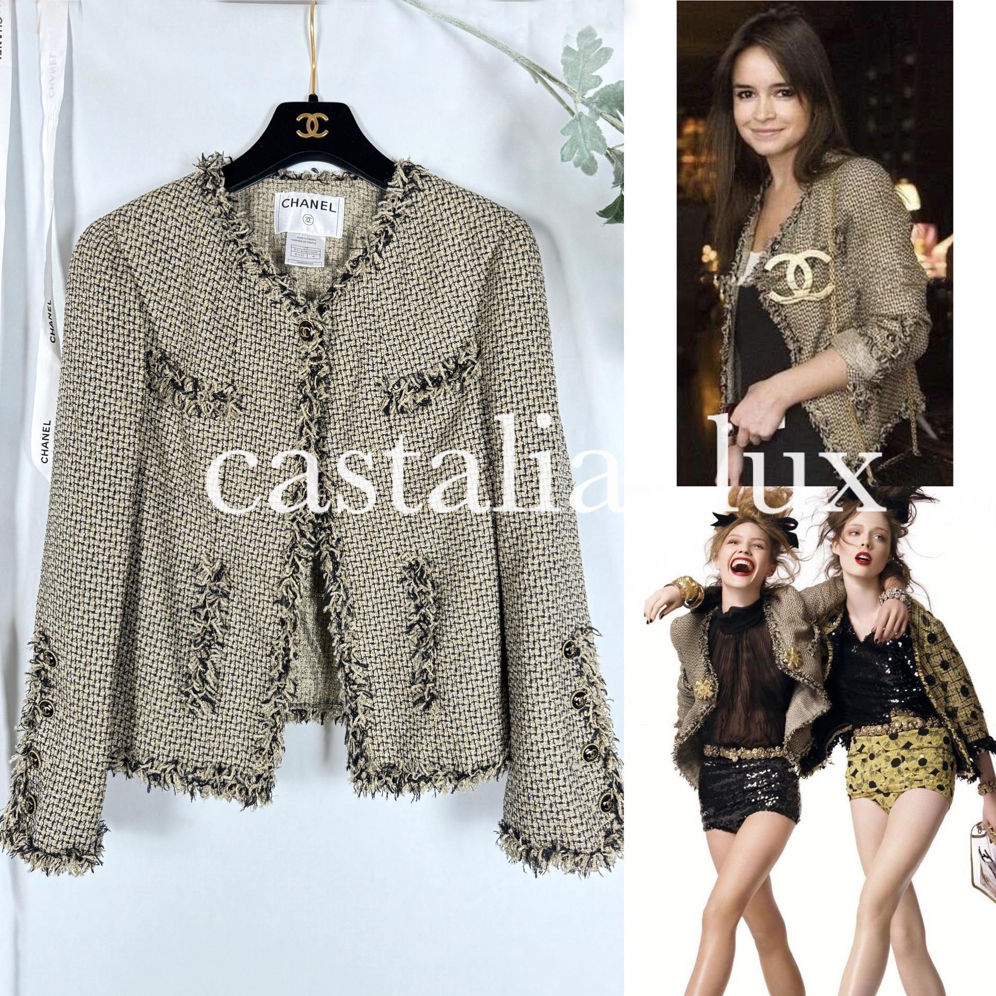 Iconic and famous Chanel lesage tweed jacket with 2007 Spring Collection : as seen in Ad Campaign and on many celebs, incl. Miroslava Duma!
- CC logo buttons at center front and cuffs
- made of beautiful Lesage tweed in neutral beige / etoupe and