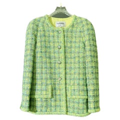 Chanel Neue Werbekampagne Limonengrüne Tweed-Jacke 38 FR