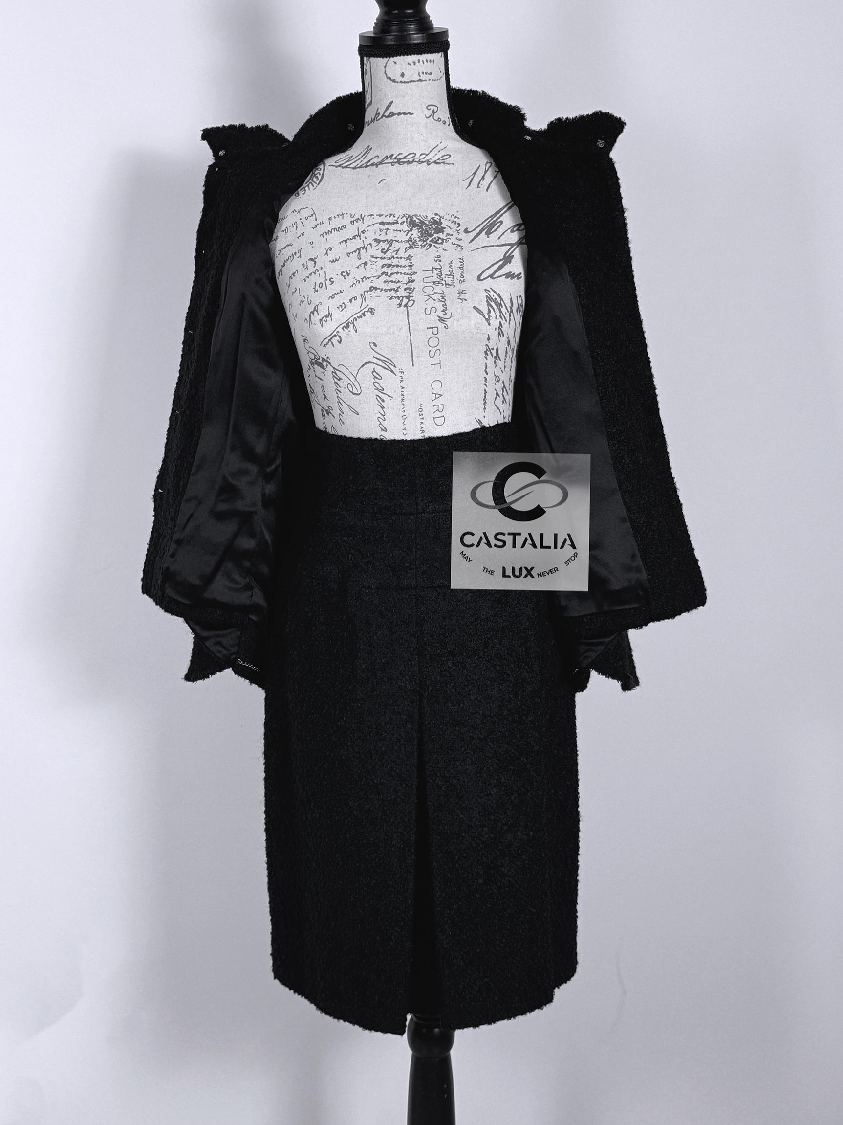 Chanel Nuova Giacca Architettonica in Boucle Tweed Nero 40 FR in vendita 7