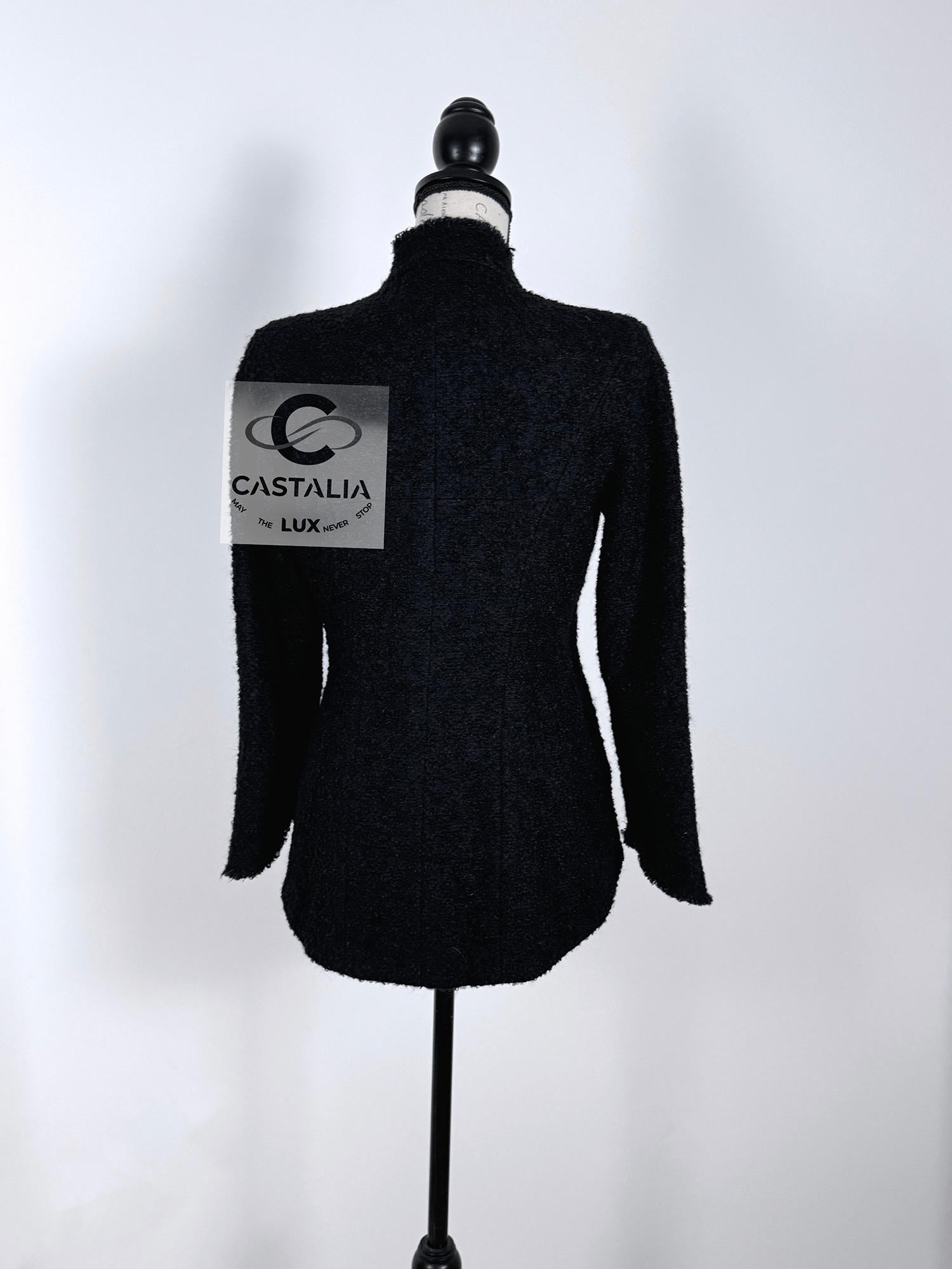 Chanel Nuova Giacca Architettonica in Boucle Tweed Nero 40 FR in vendita 8