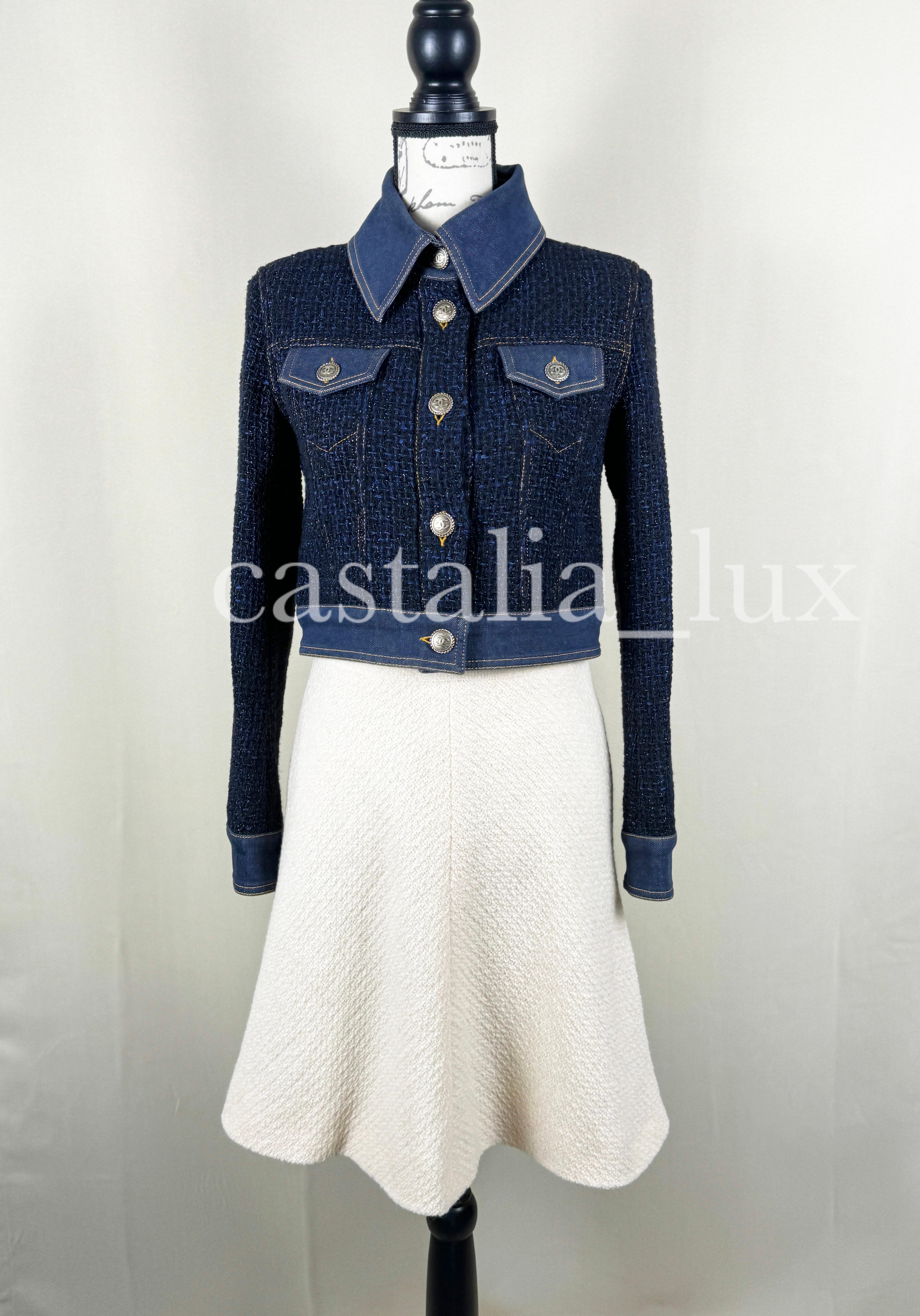 Chanel New Bestseller Lesage Tweed Jacket en vente 8