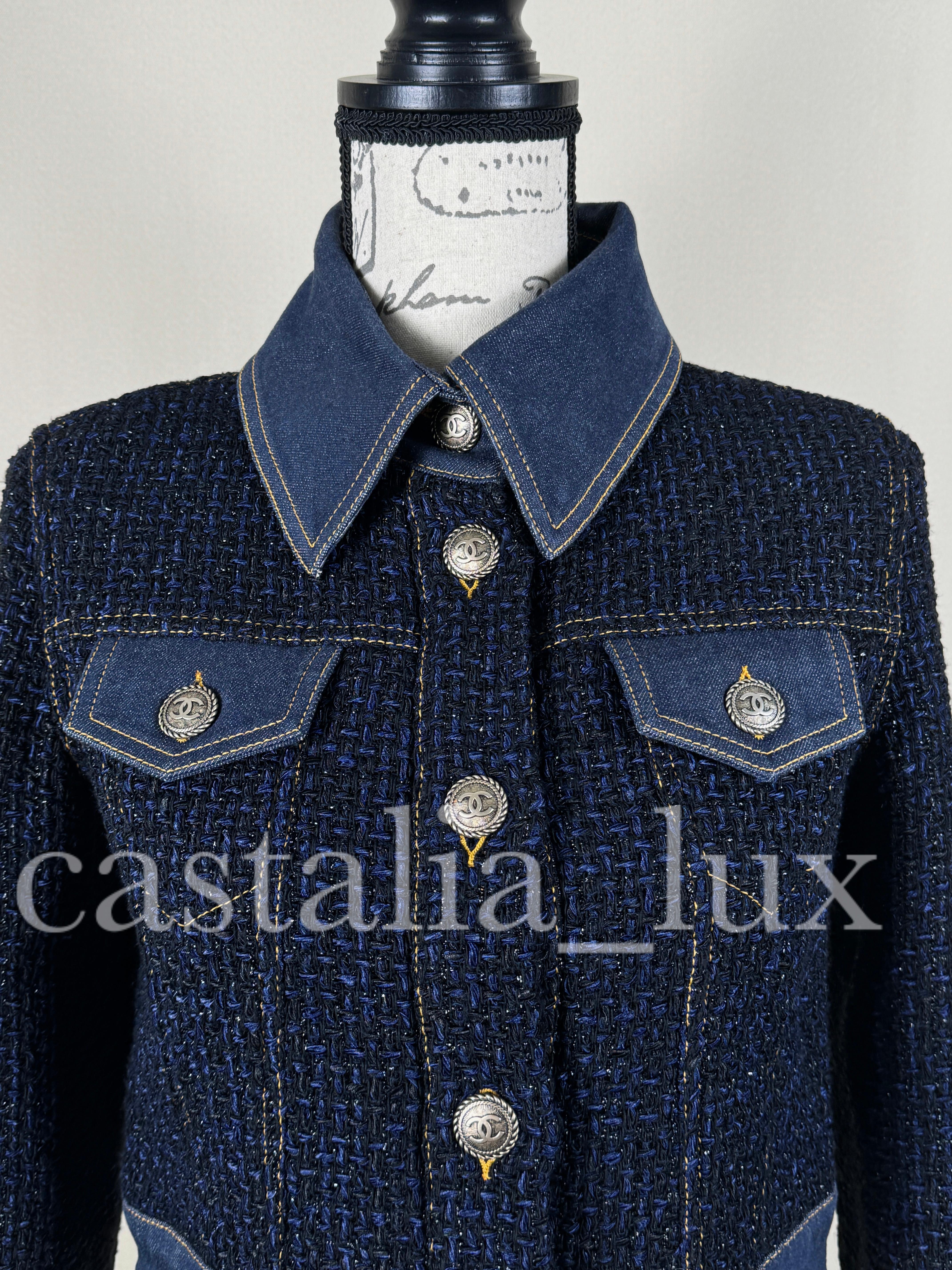 Chanel New Bestseller Lesage Tweed Jacket en vente 3