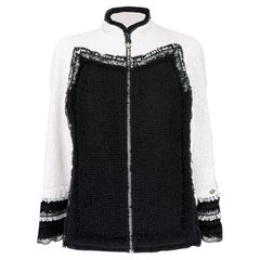 Chanel New Black &New Giacca in tweed con volant 48 FR