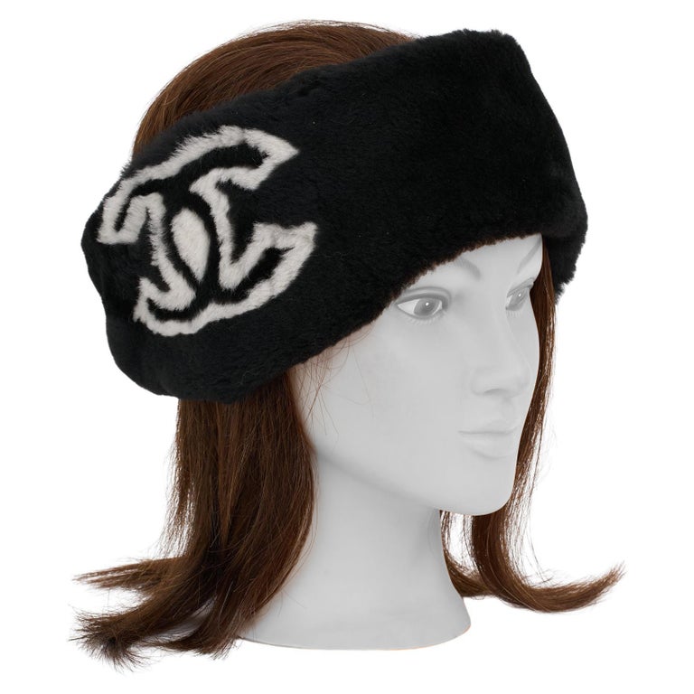 CHANEL Black Faux Fur Headband with Logo Tag Auth Chanel Black Logo Shearling Headband -Excellent  main image 2