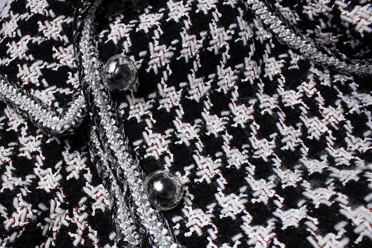 Chanel New Black Houndstooth Tweed Jacket For Sale 3