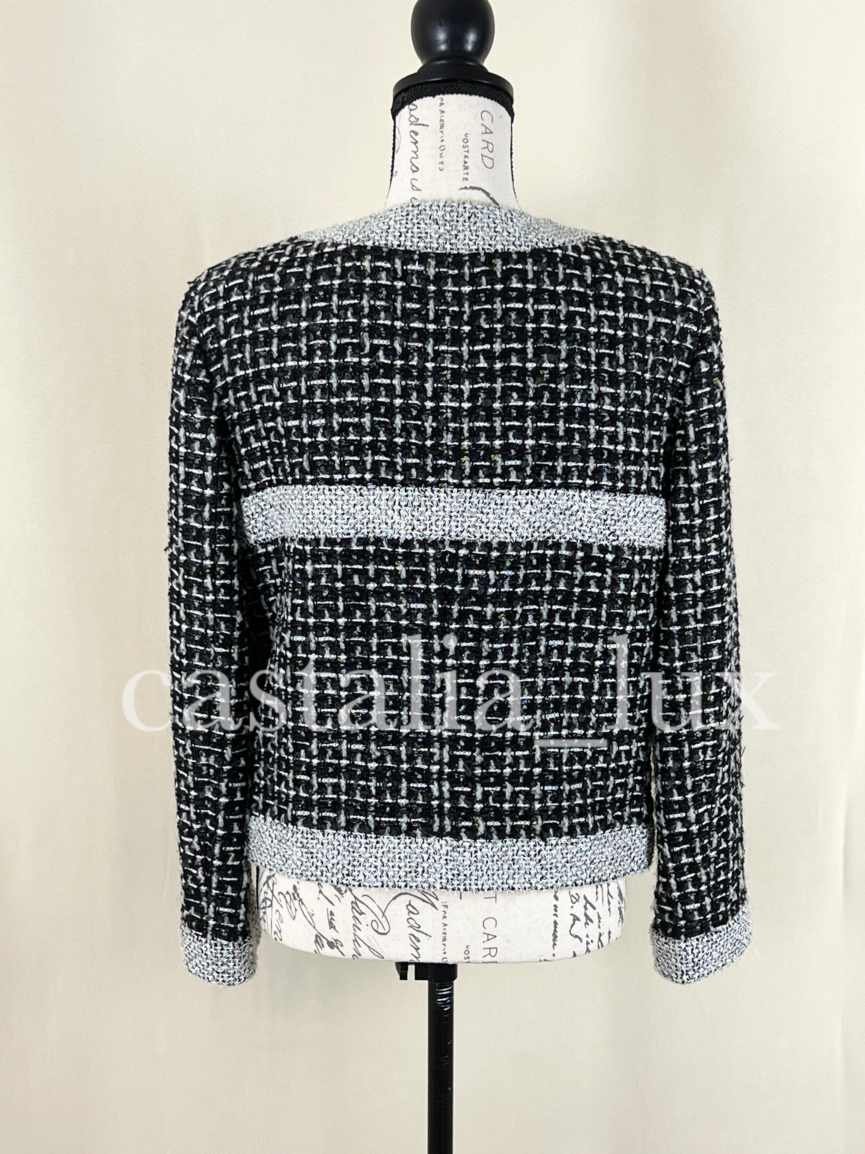 Chanel New Black Lesage Tweed Jacket en vente 10