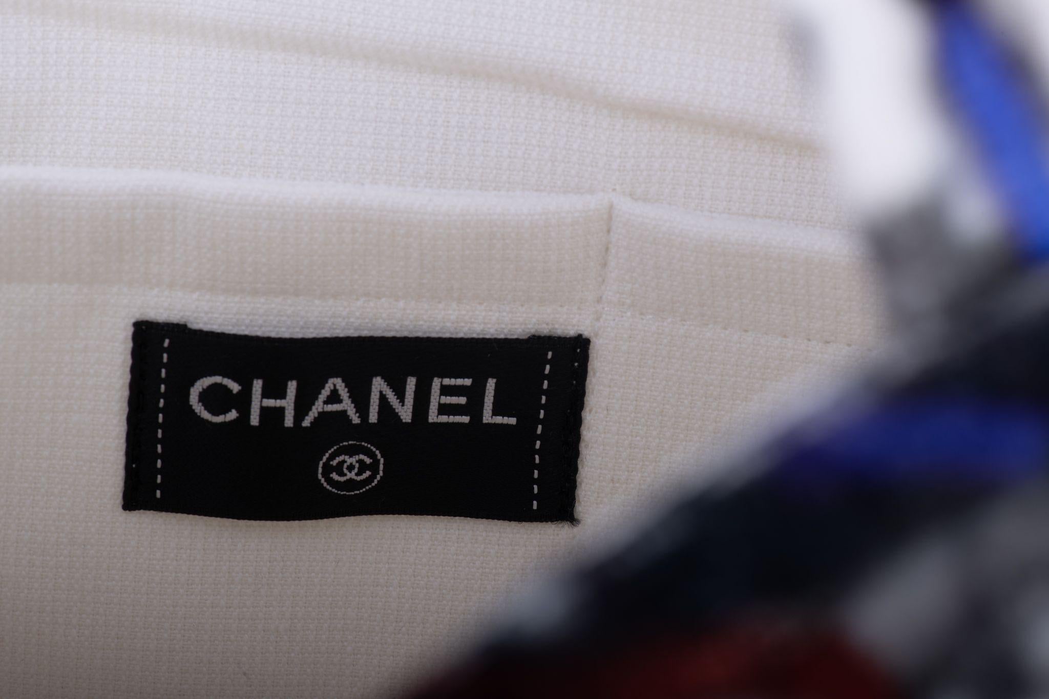 Chanel Neue schwarz-weiße Terry-Stofftasche (Schwarz) im Angebot
