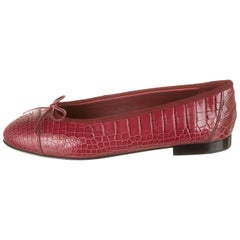Chanel NEW Burgundy Red Crocodile Exotic CC Logo Bow Ballerina Flats Shoes