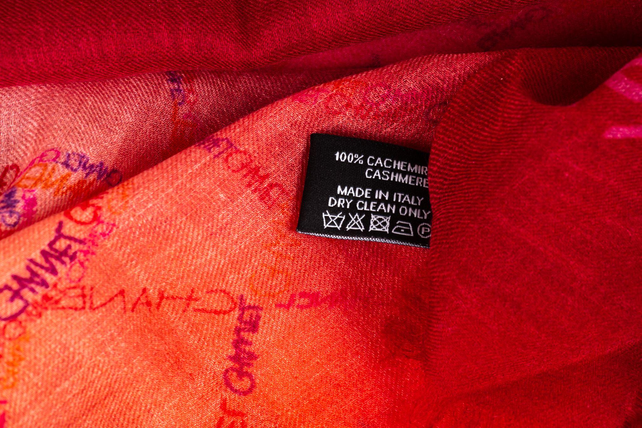 Chanel New Camellia Degrade Shawl In New Condition For Sale In West Hollywood, CA