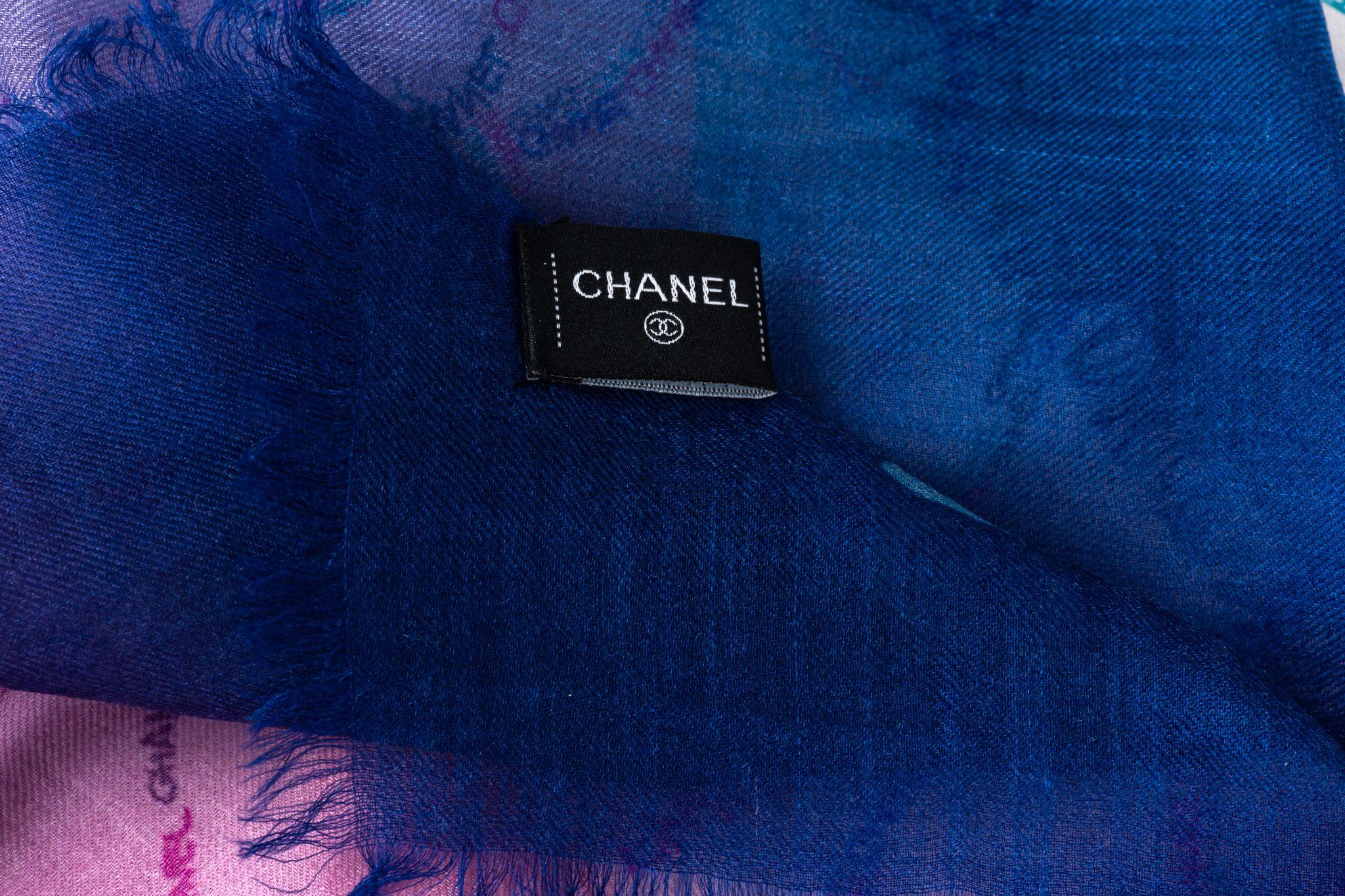 Chanel new cashmere shawl in degrade fuchsia -red . Camellia drawings. Care tag attached